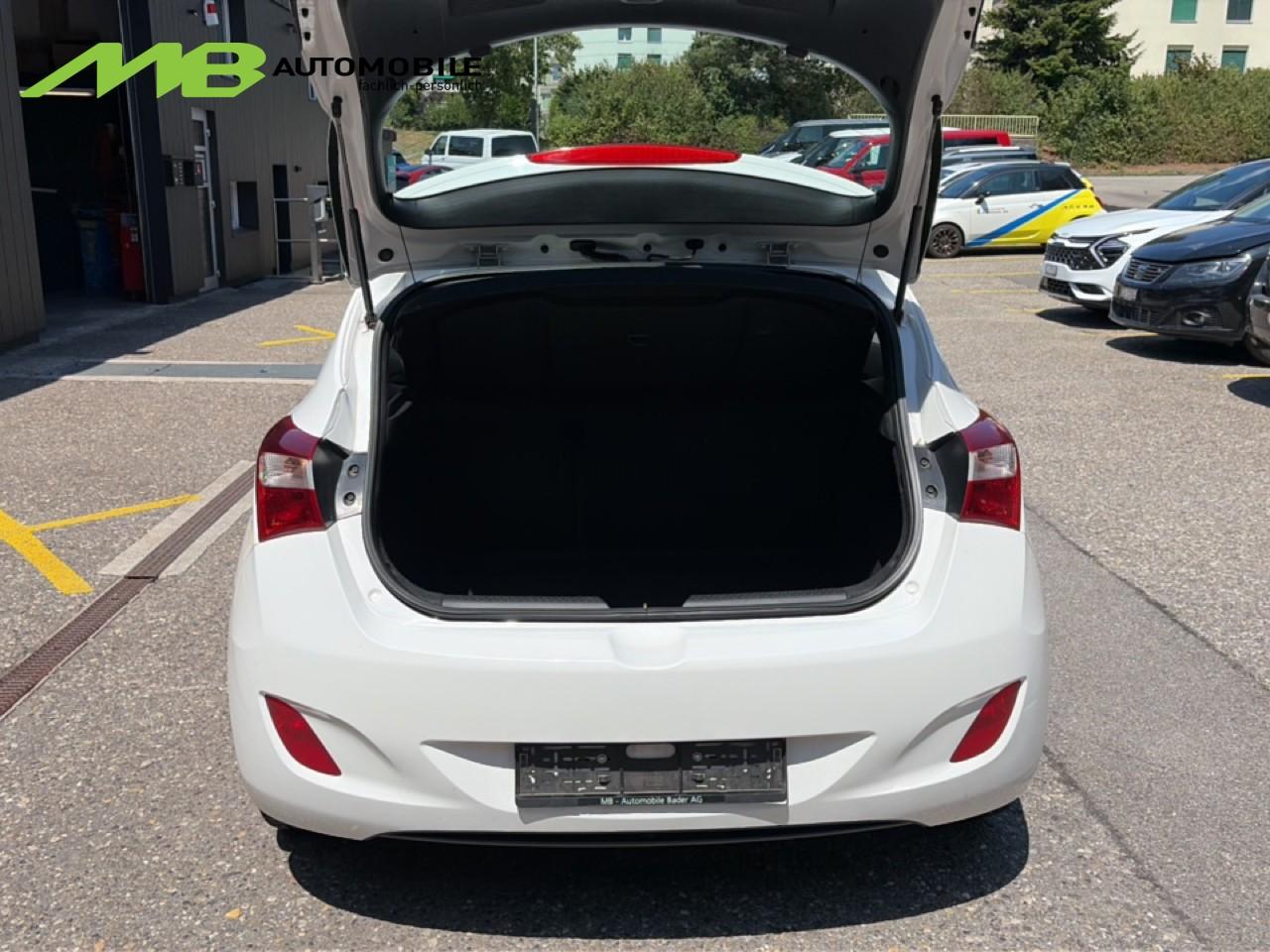 HYUNDAI i30 1.4 Pica-image-11