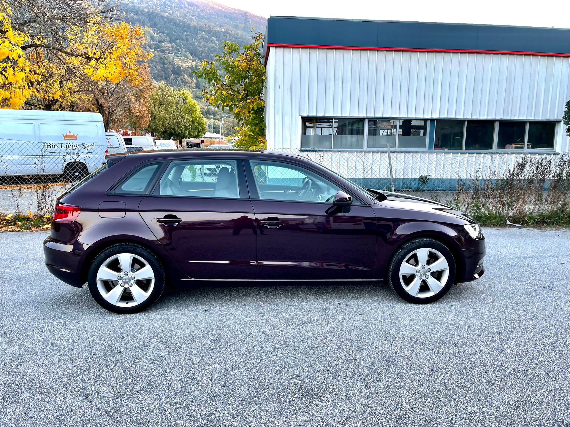 AUDI A3 Sportback 1.4 TFSI Ambiente-image-4