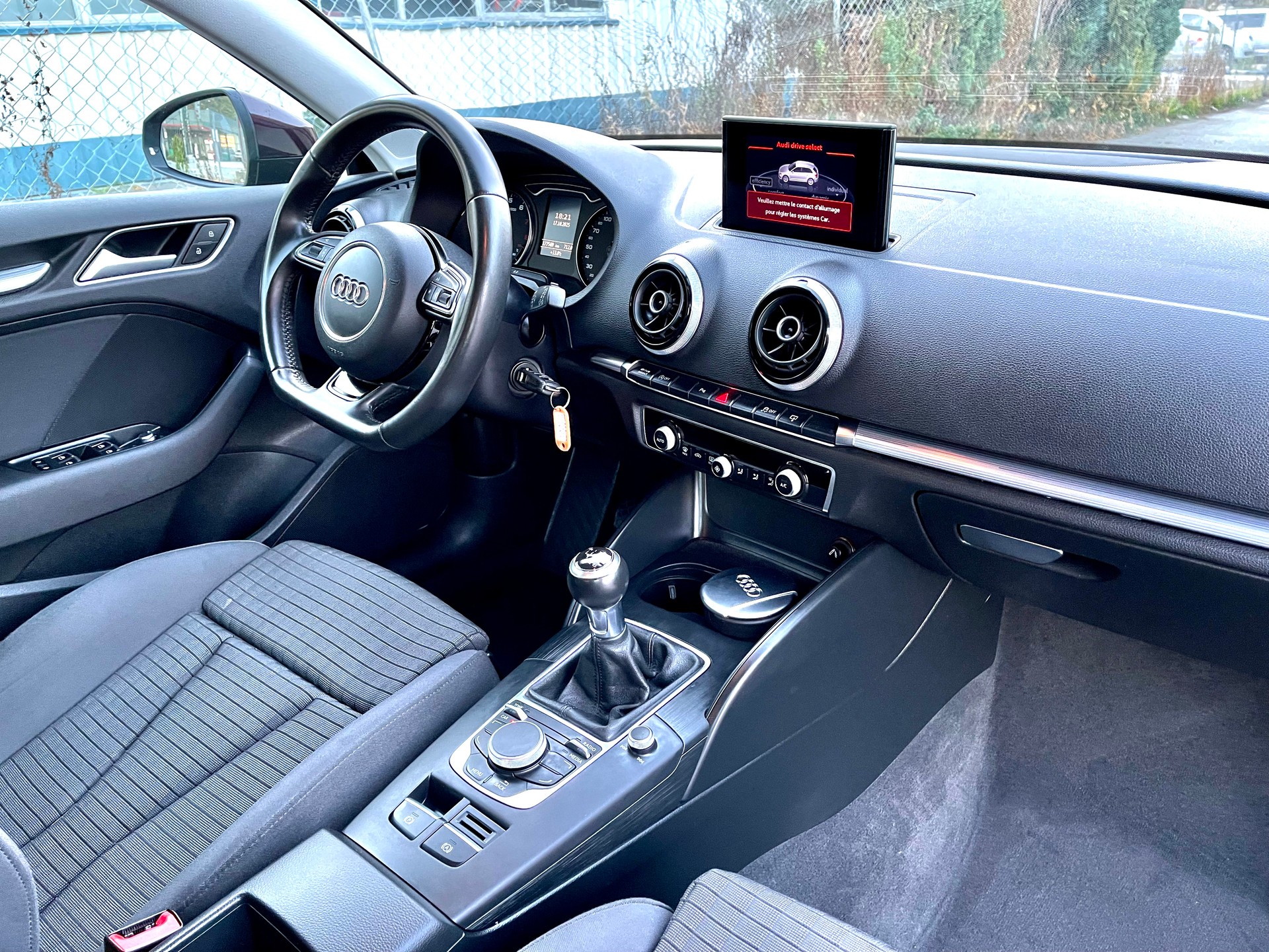 AUDI A3 Sportback 1.4 TFSI Ambiente-image-1