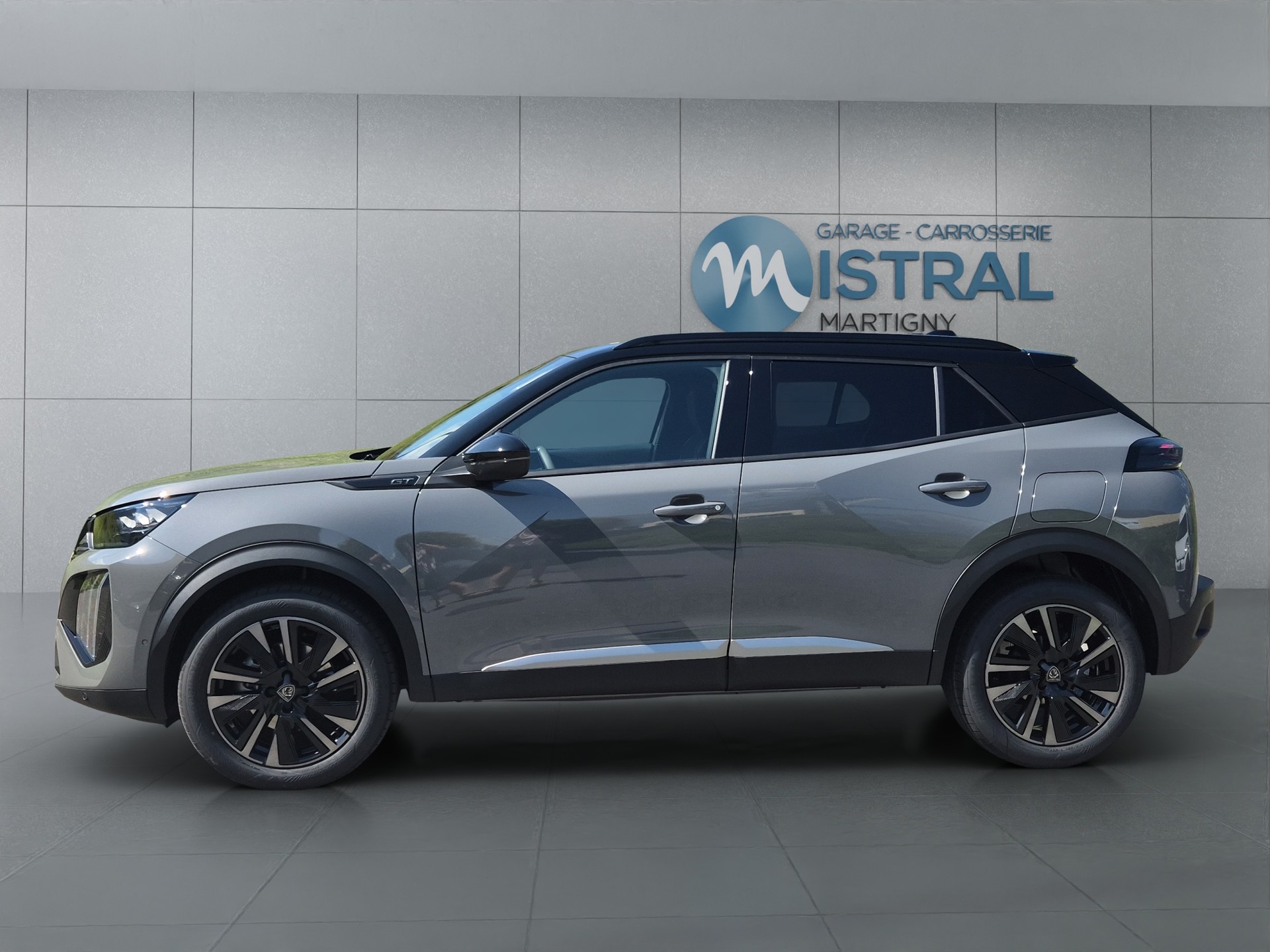 PEUGEOT 2008 1.2 Hybrid 145 GT Exclusive-showroom-element-2