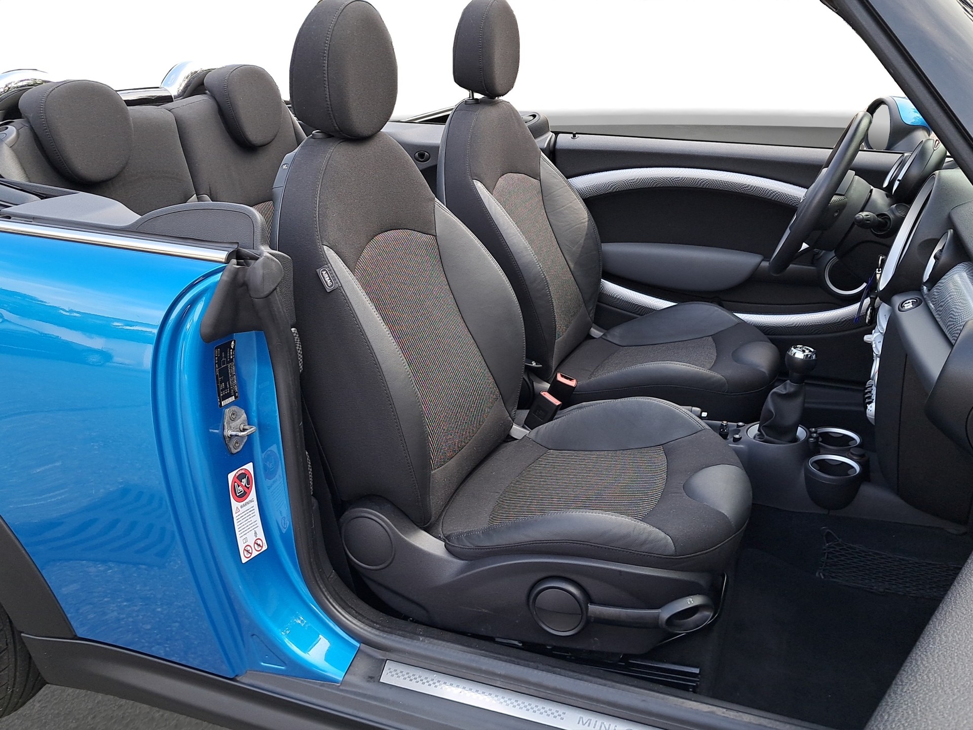 MINI Cooper S Cabriolet *36'000km top History / 1.Hand*-image-11