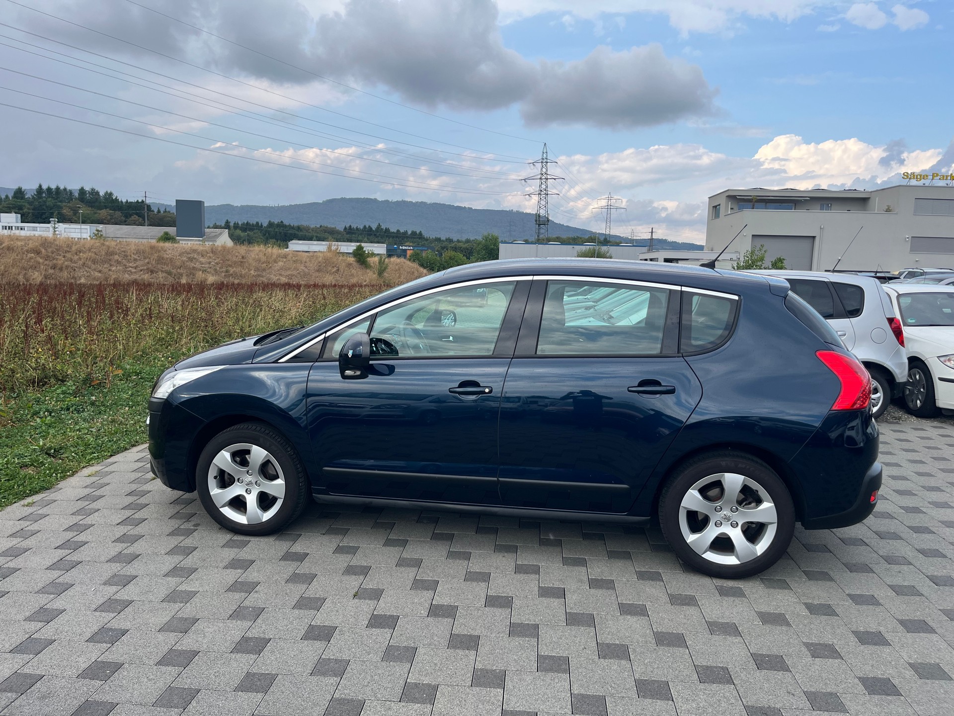 PEUGEOT 3008 1.6 16V T Platinum-image-4