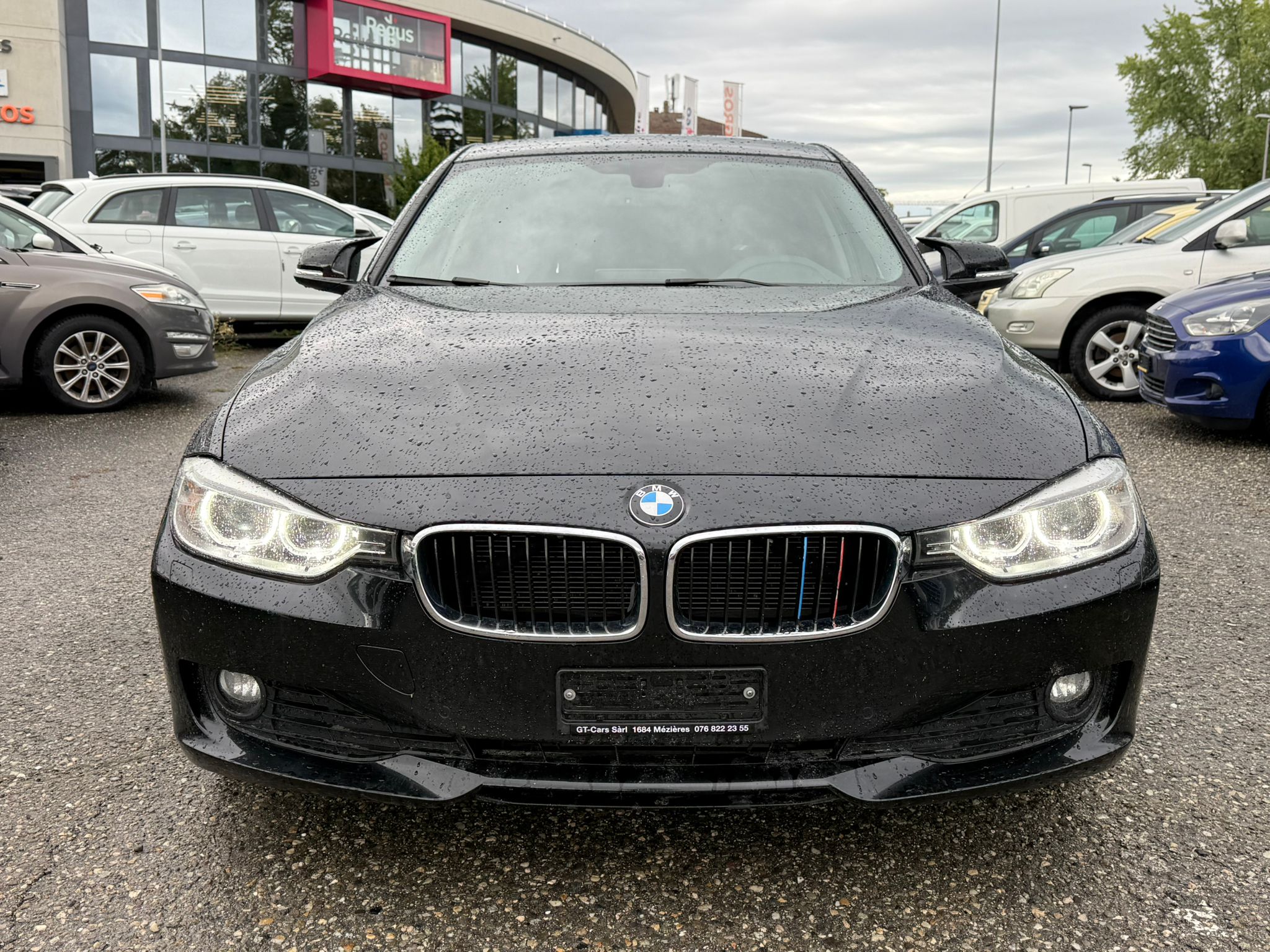 Car photo