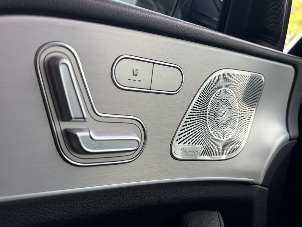 MERCEDES-BENZ GLE 300 d 4Matic AMG Line 9G-Tronic-image-4