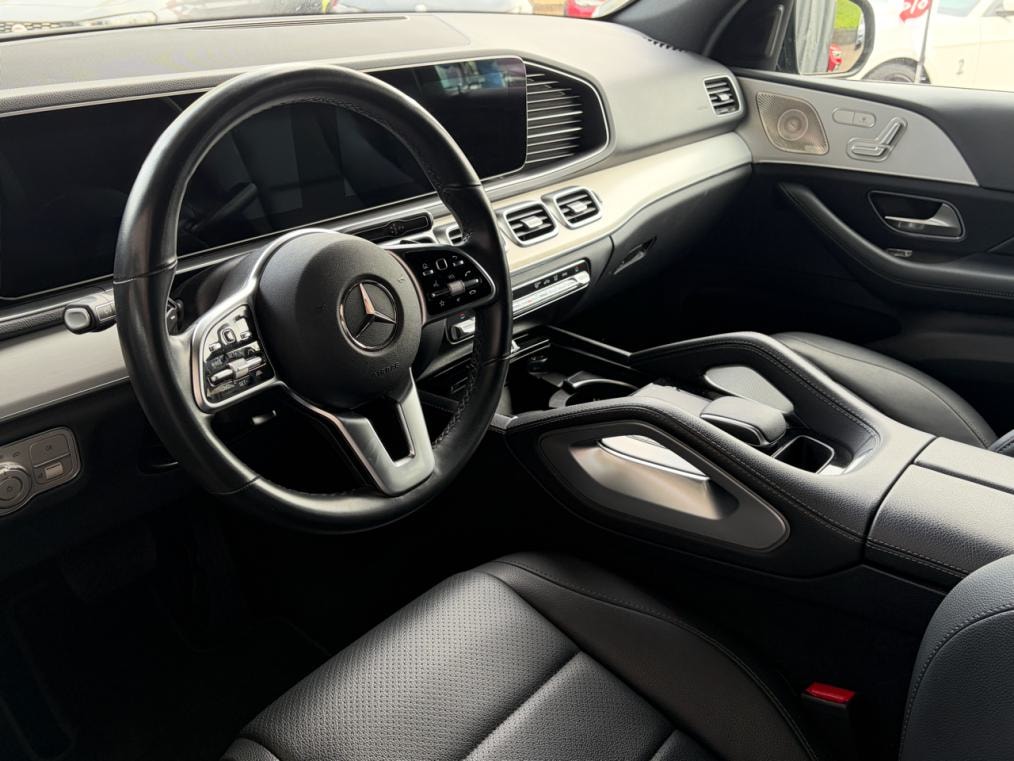 MERCEDES-BENZ GLE 300 d 4Matic AMG Line 9G-Tronic-image-3