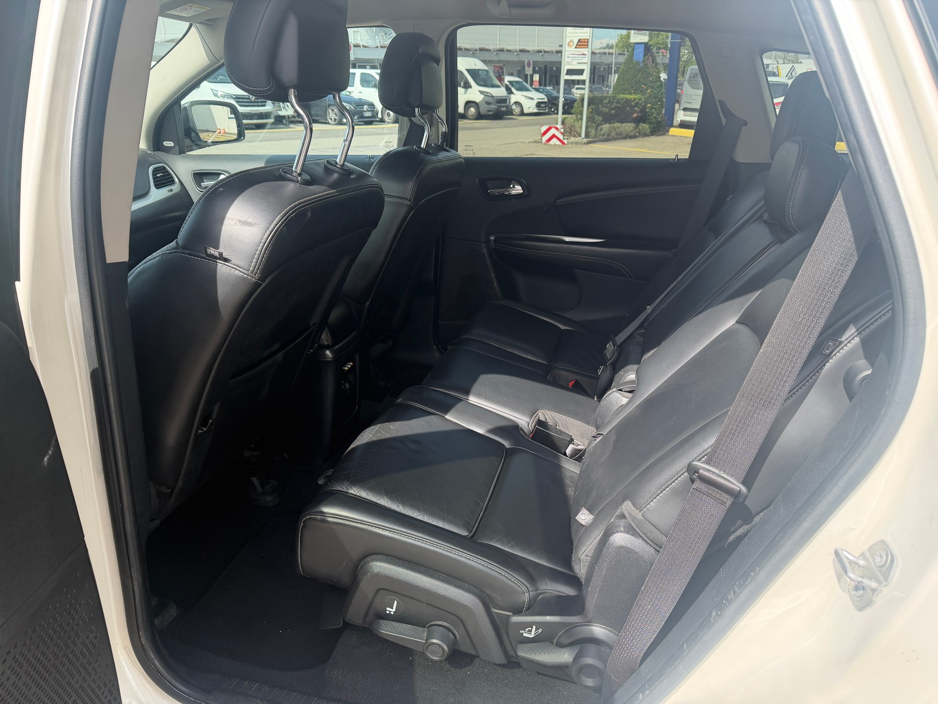 FIAT Freemont 2.0 MJ Lounge AWD Automat-image-7