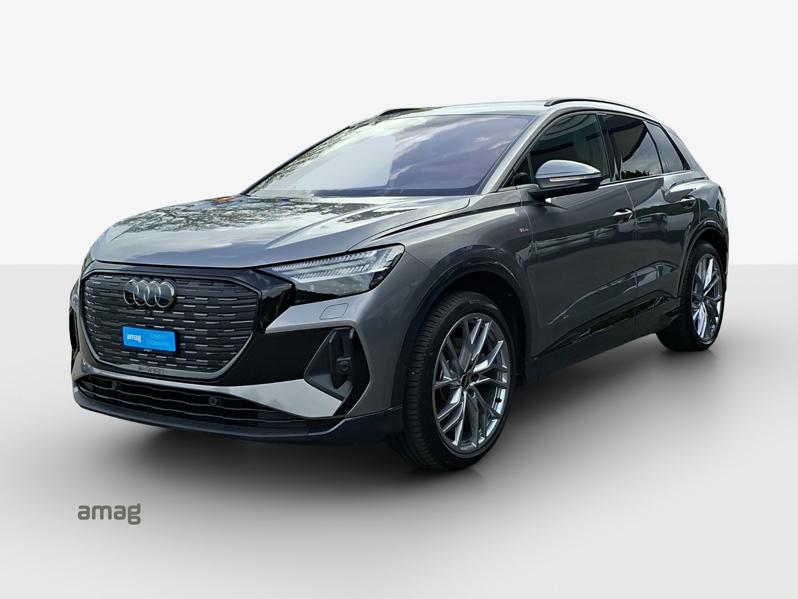 AUDI Q4 e-tron 45 Attraction quattro-image-0