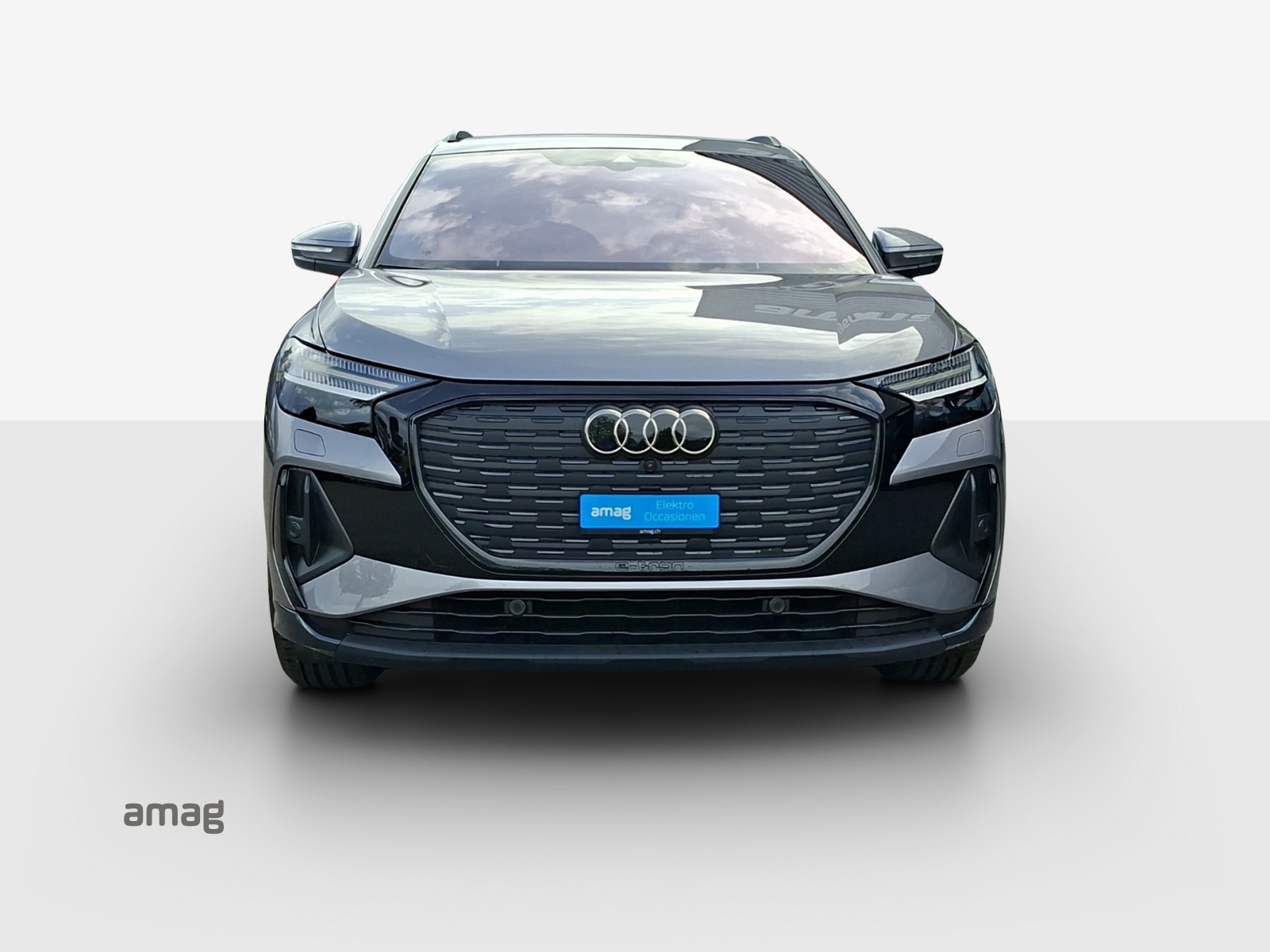 AUDI Q4 e-tron 45 Attraction quattro-image-6