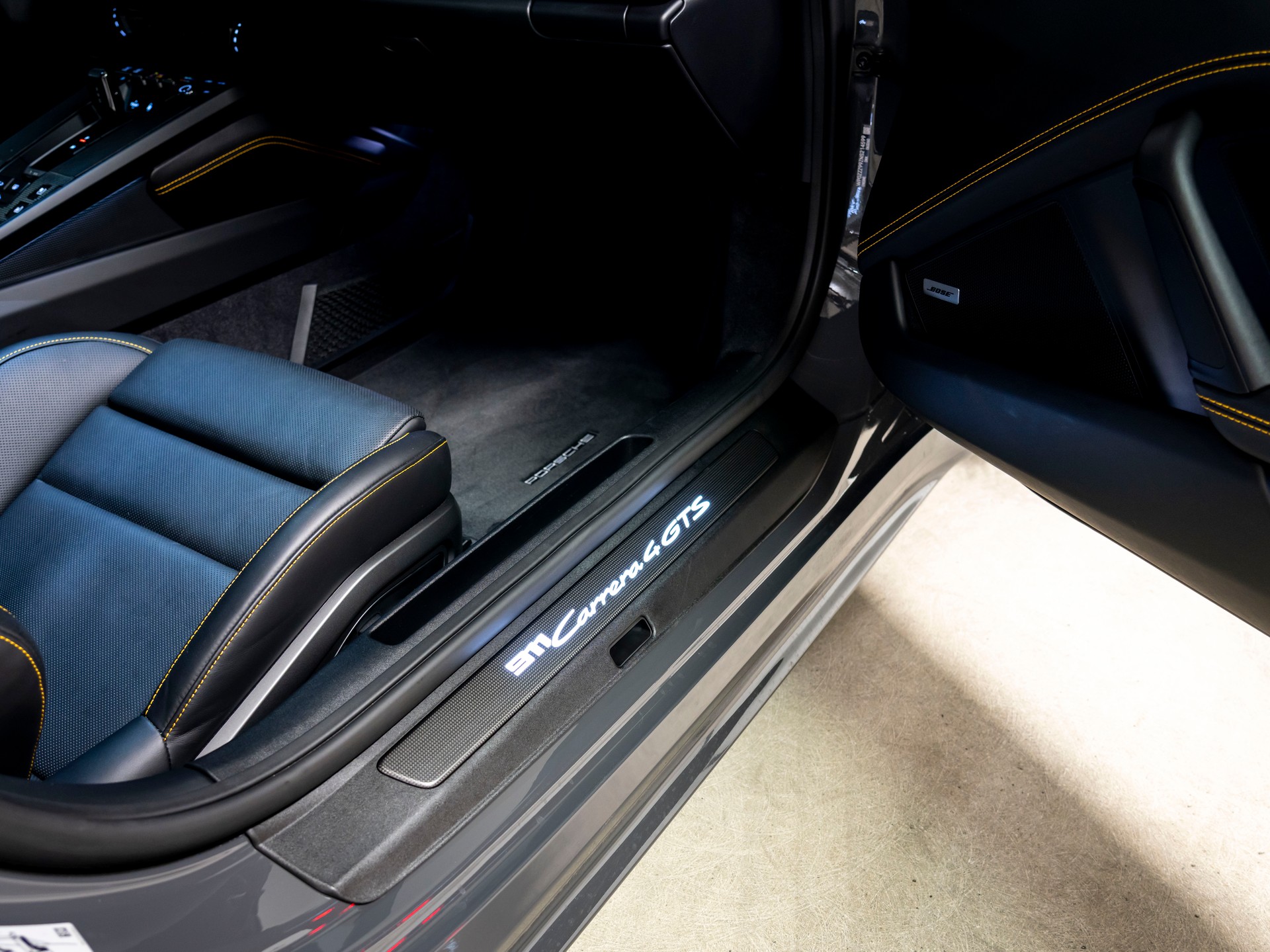 PORSCHE 911 Carrera 4 GTS PDK-image-24