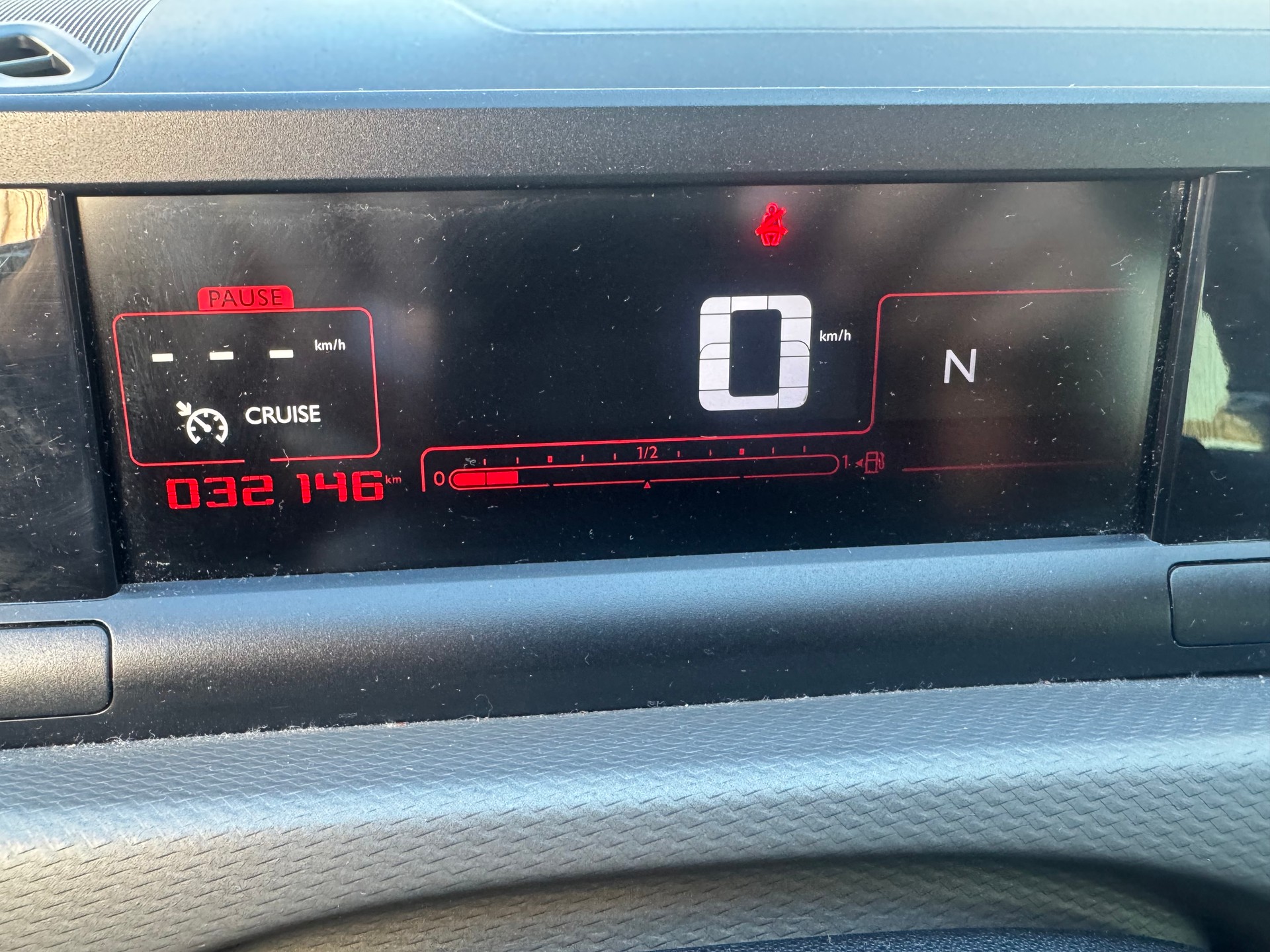 CITROEN C4 Cactus 1.2 e-VTi Feel ETG*Navigationssystem*Rückfahrkamera*-image-11