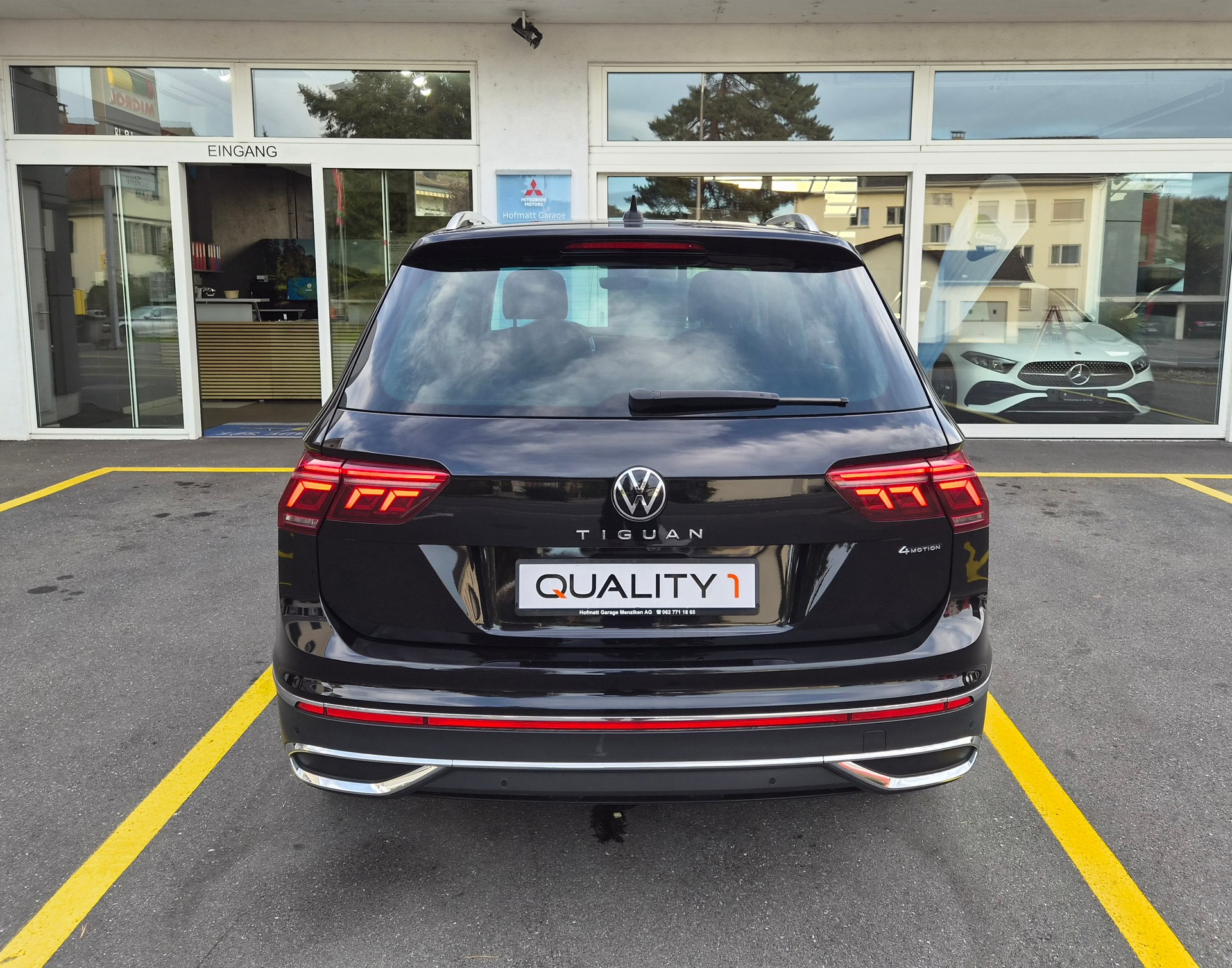 VW Tiguan 2.0 TDI SCR Elegance 4Motion DSG-image-5