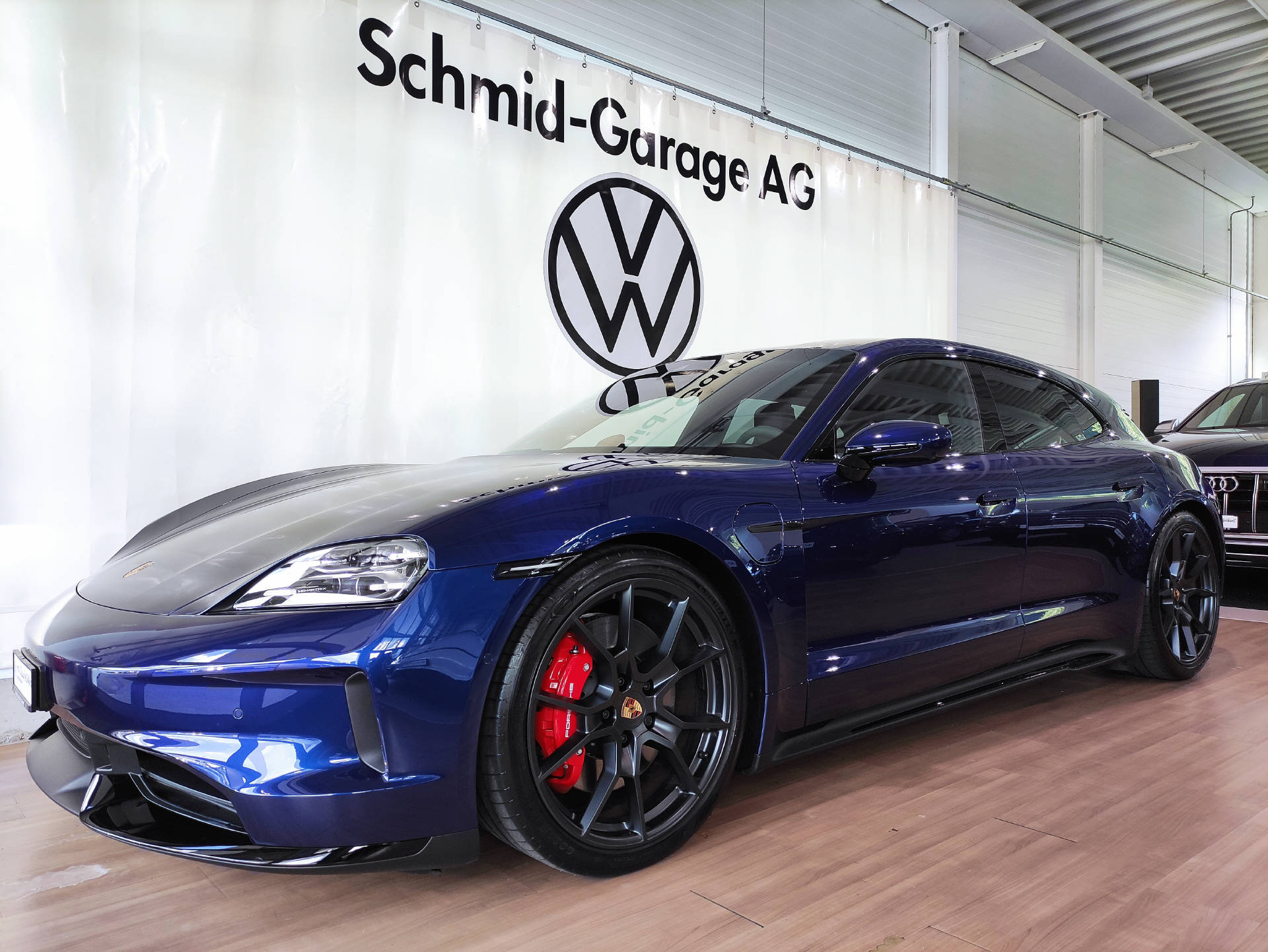 PORSCHE Taycan Sport Turismo GTS-image-1
