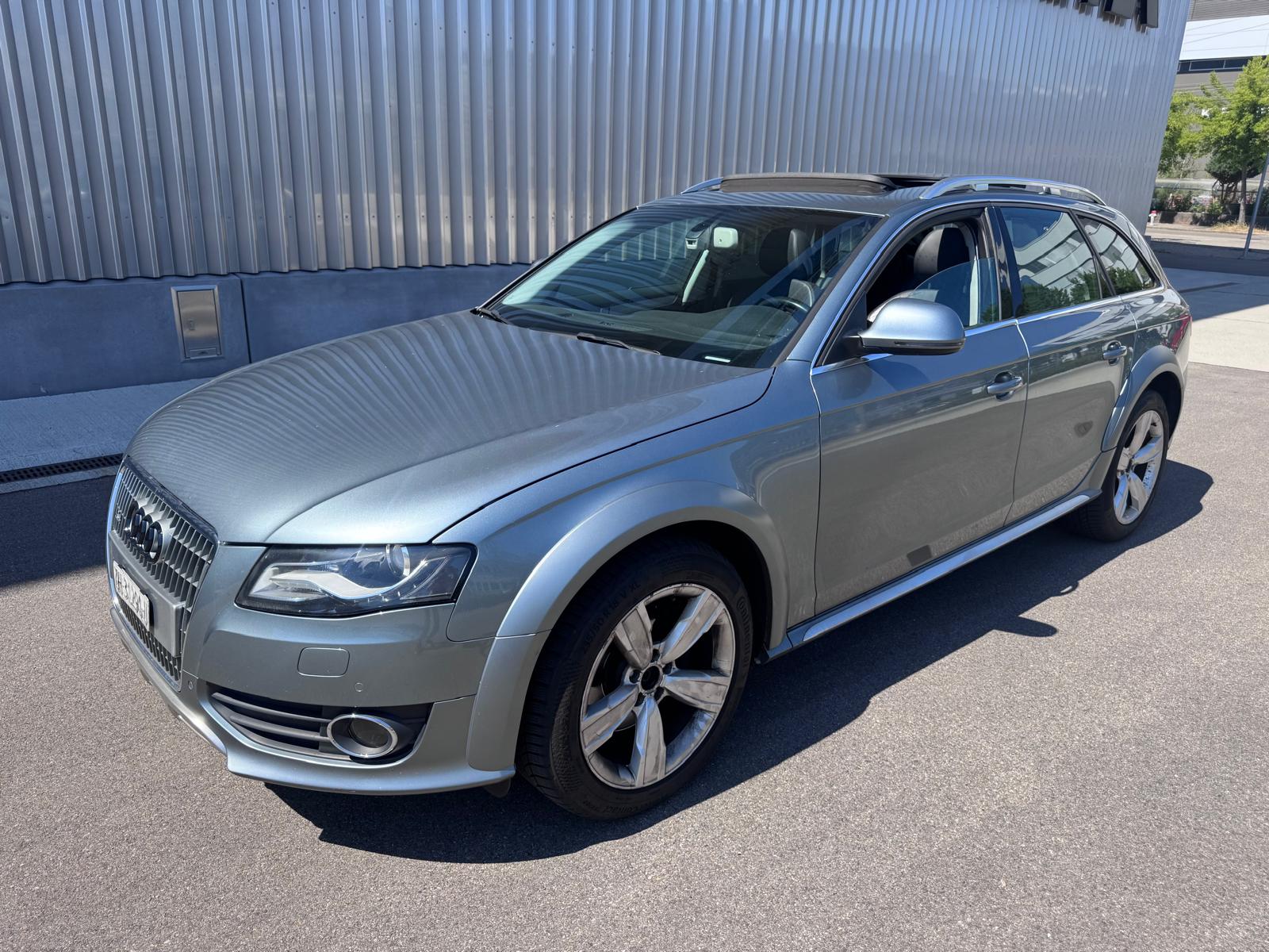 AUDI A4 allroad 3.0 TDI quattro S-tronic-image-1
