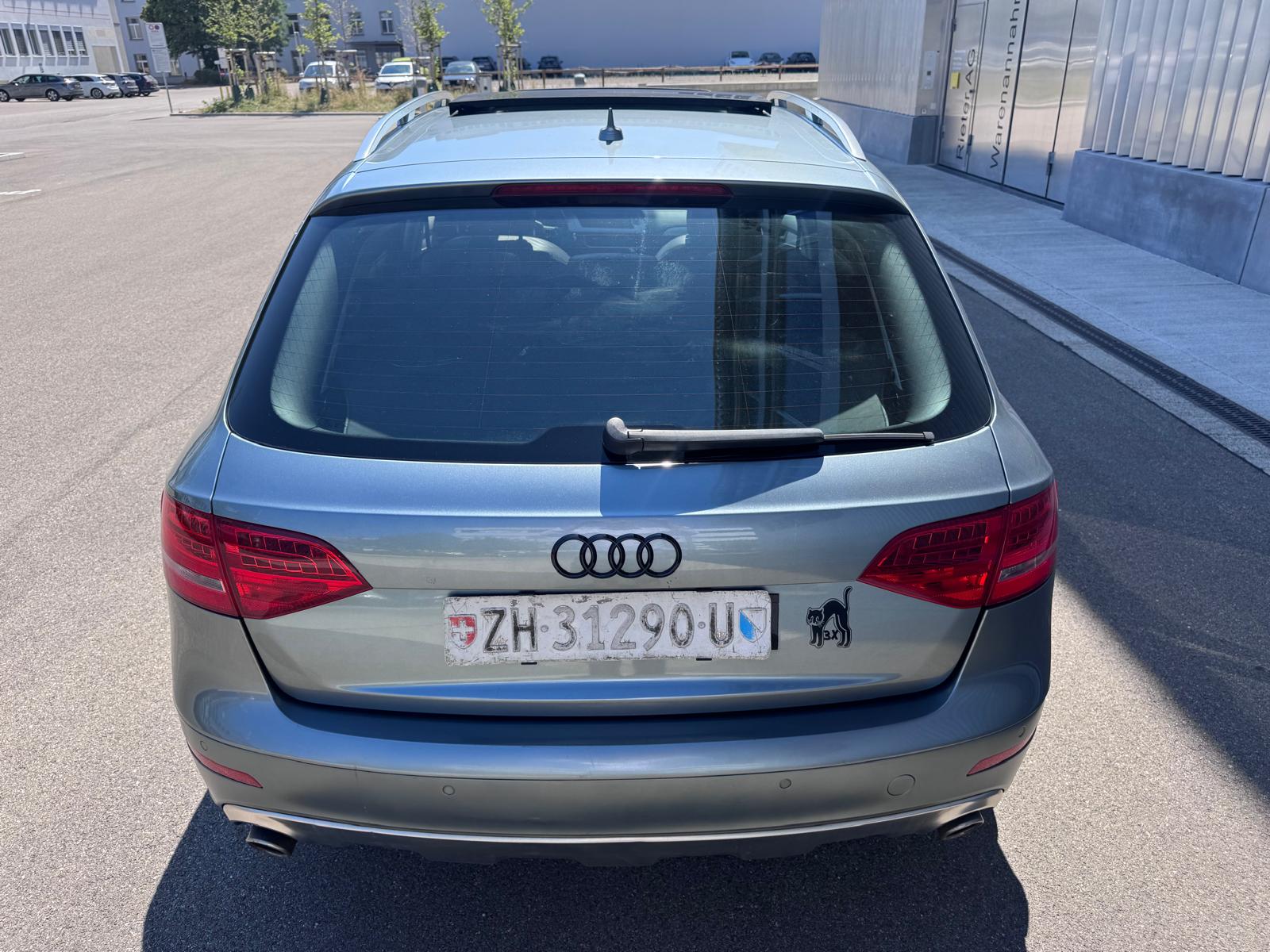AUDI A4 allroad 3.0 TDI quattro S-tronic-image-4