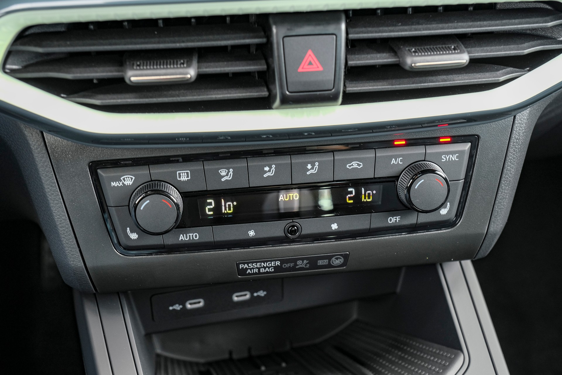 SEAT Arona 1.0 TSI Eco Style DSG-image-19