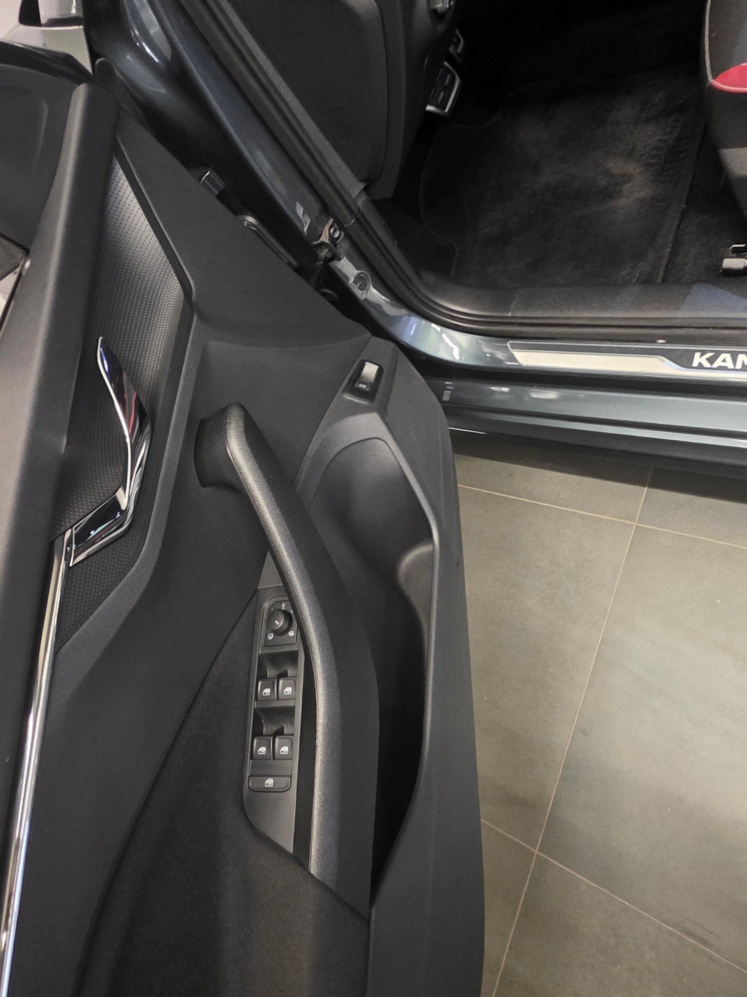 SKODA Kamiq 1.5 TSI ACT Monte Carlo DSG-image-10