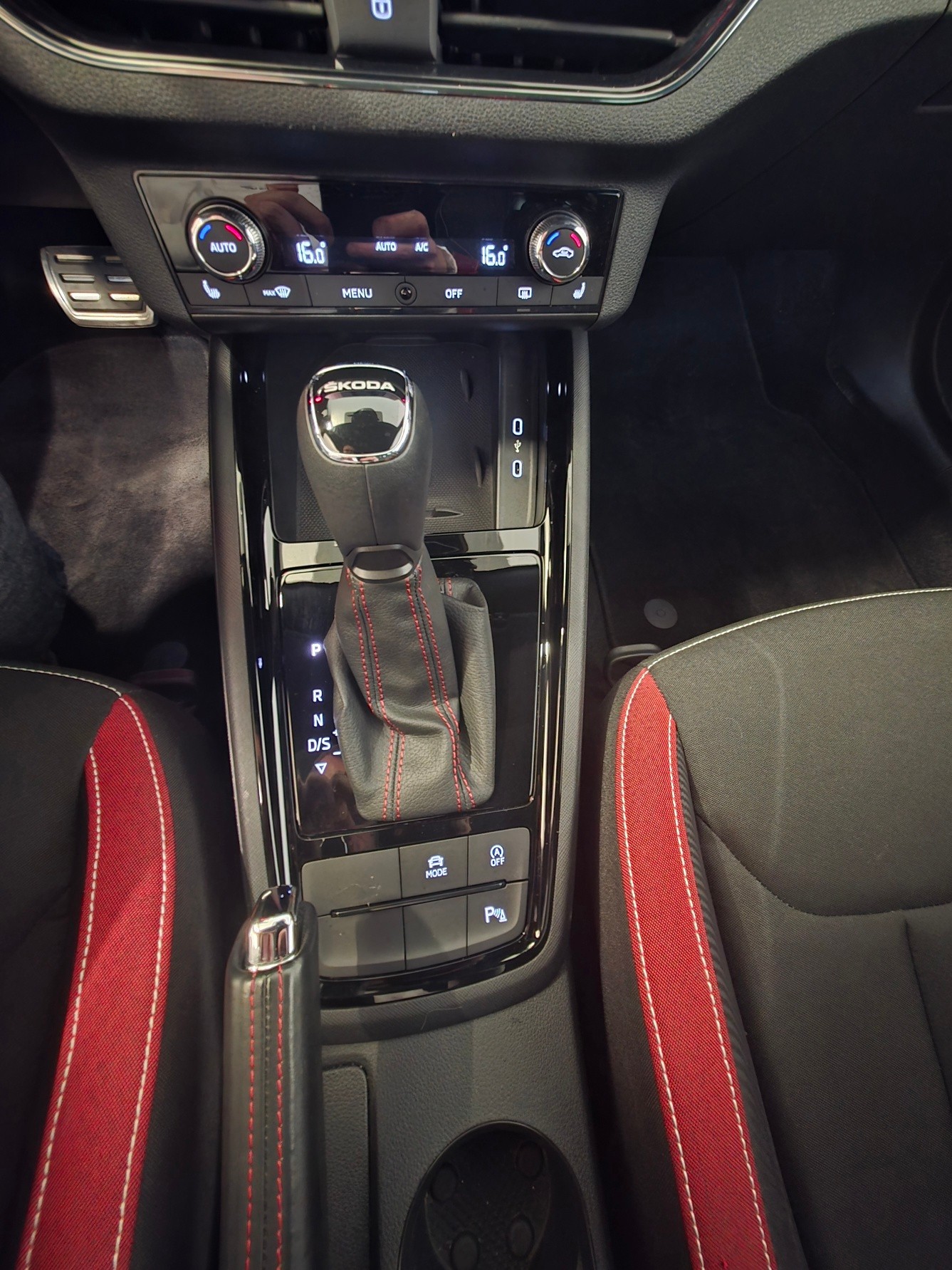 SKODA Kamiq 1.5 TSI ACT Monte Carlo DSG-image-12