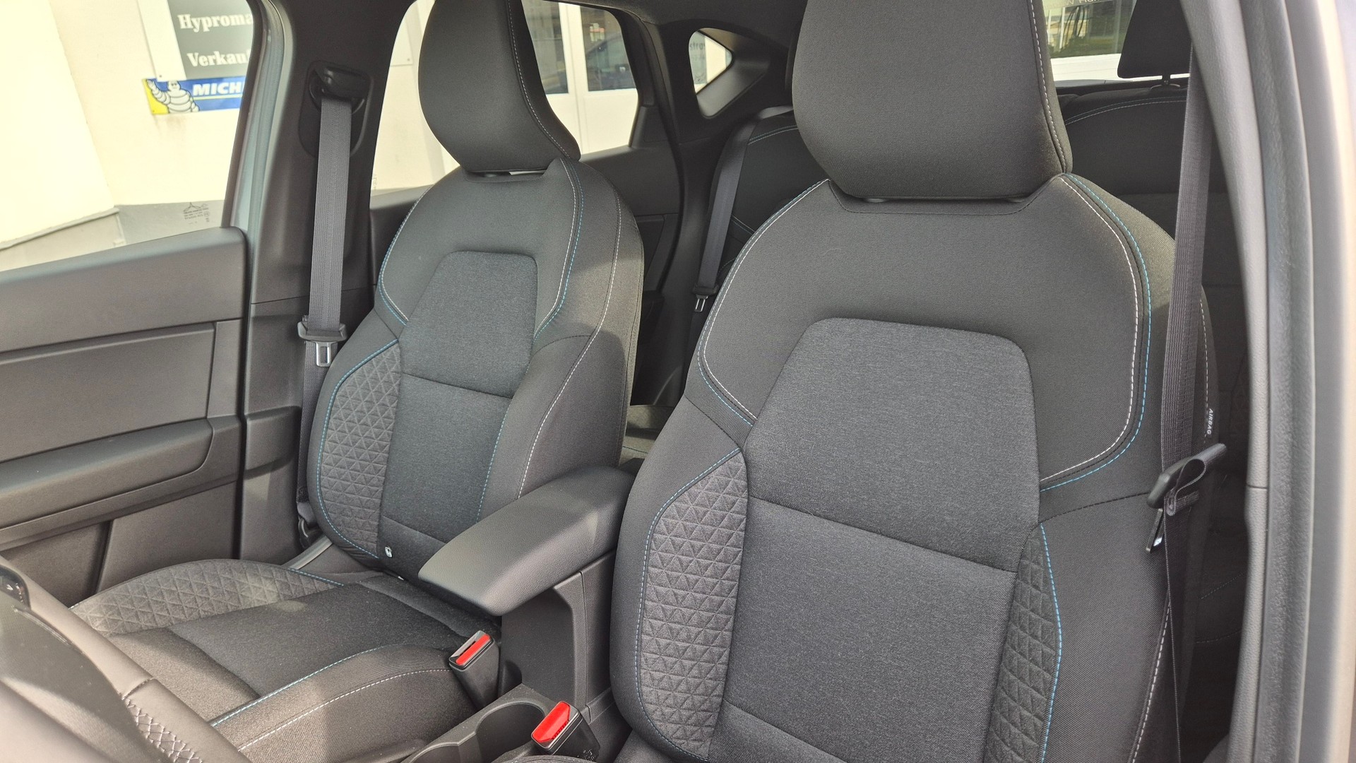 RENAULT Captur 1.3 TCe Evolution EDC-image-5