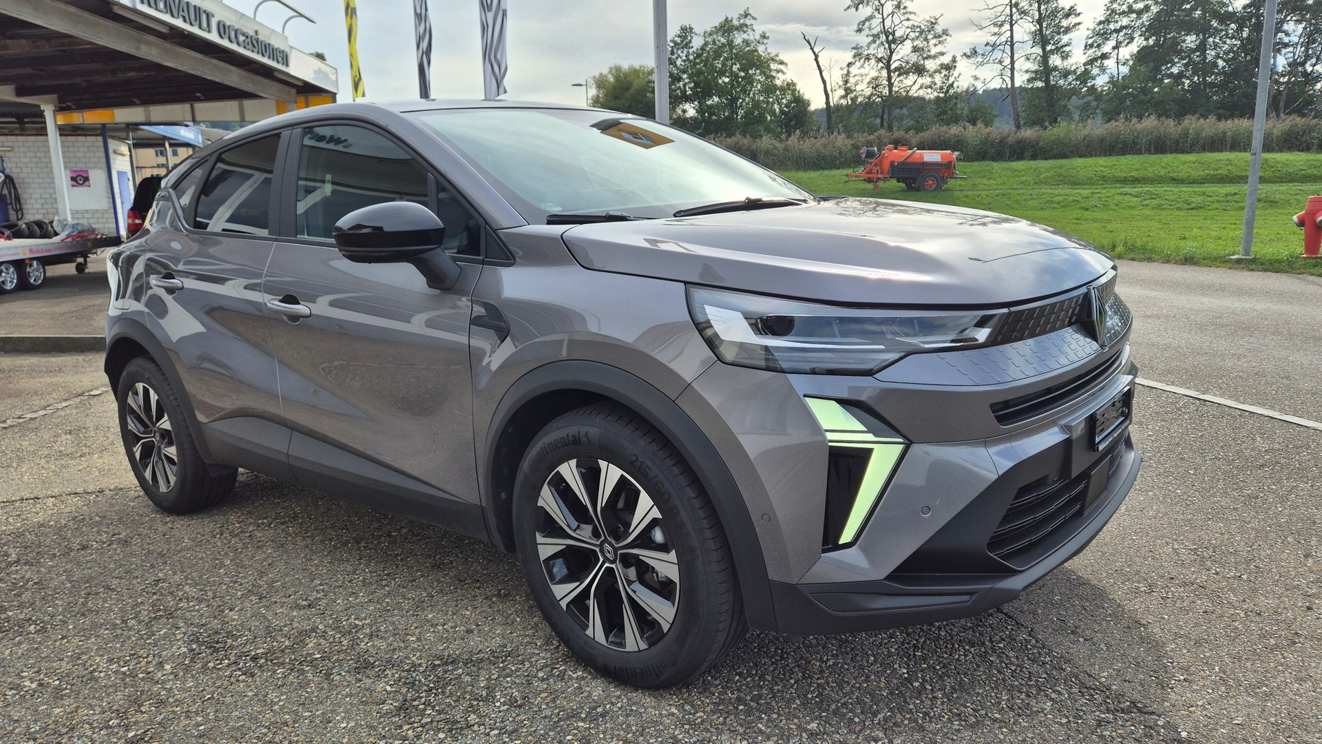 RENAULT Captur 1.3 TCe Evolution EDC-image-4