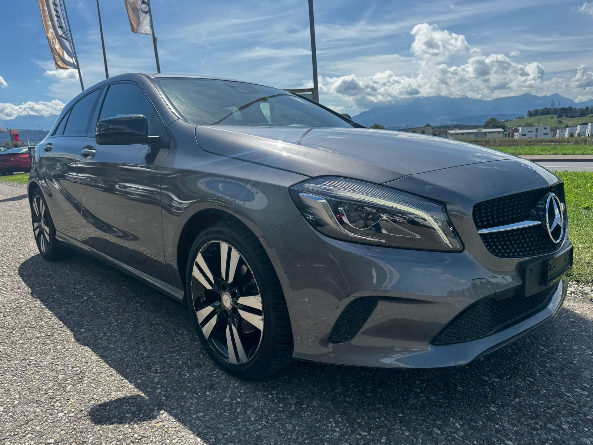 MERCEDES-BENZ A 200 Night Star 7G-DCT-image-2