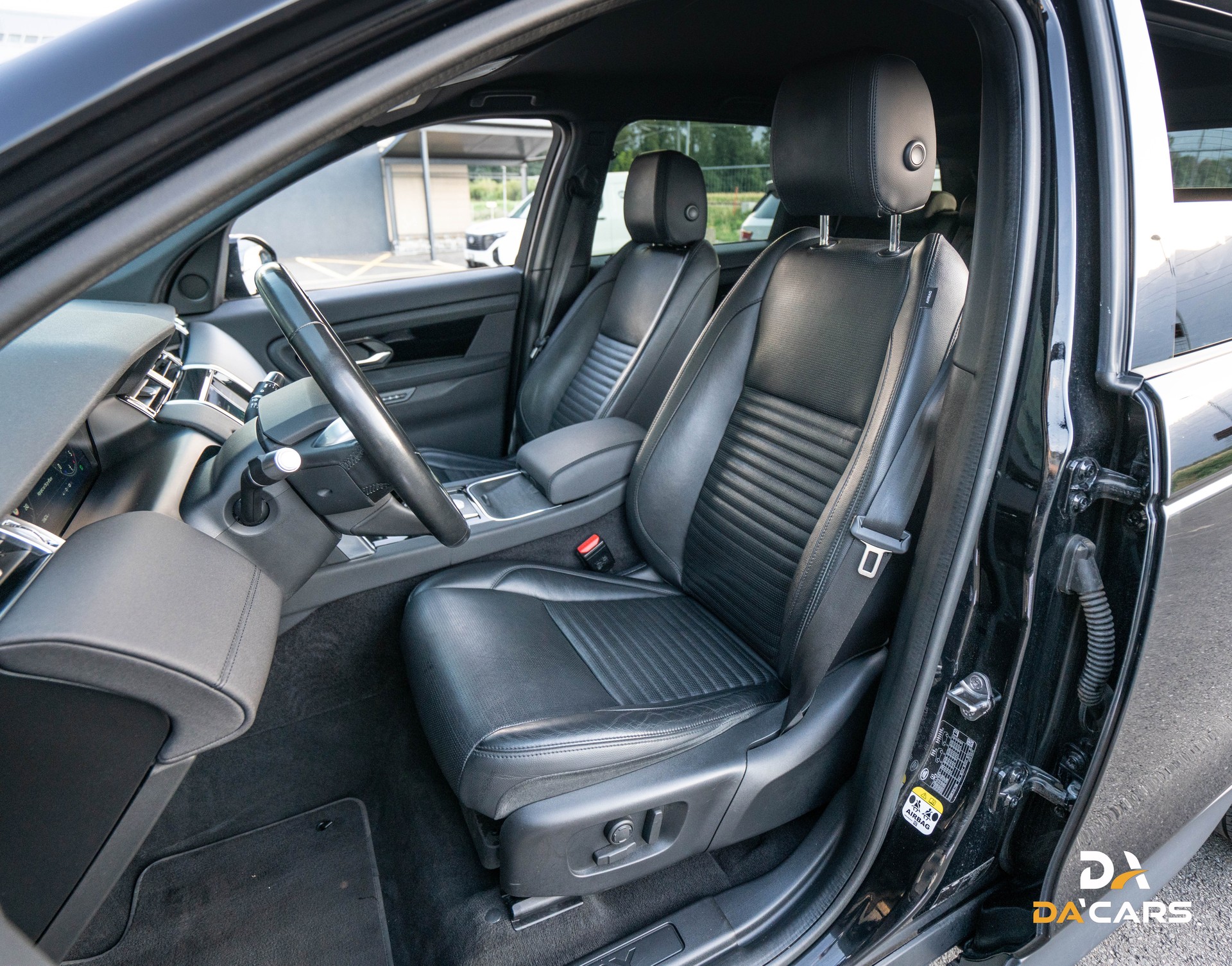 LAND ROVER Discovery Sport R Dyn. D150 2.0D I4 MHEV SE AWD AT9-image-6
