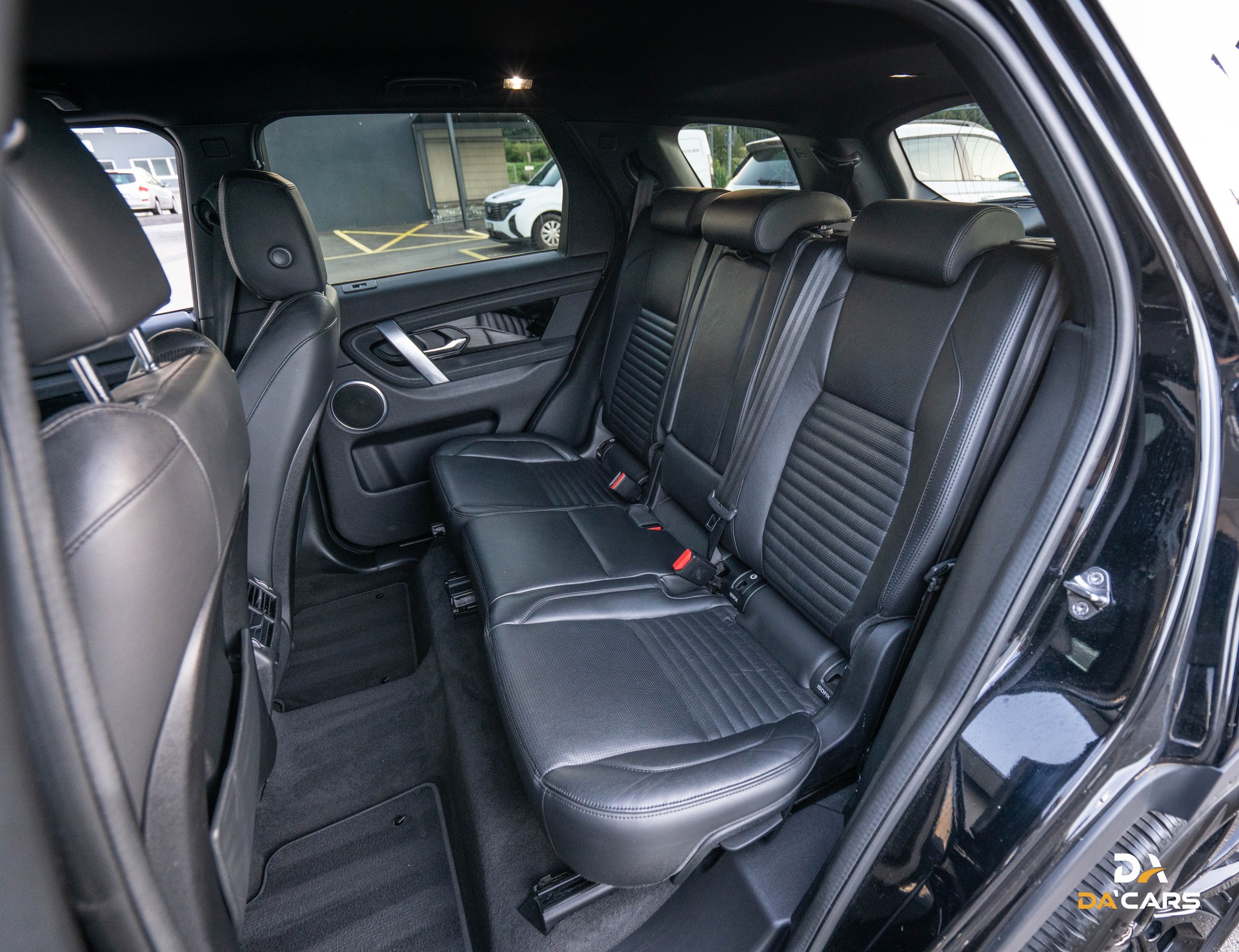 LAND ROVER Discovery Sport R Dyn. D150 2.0D I4 MHEV SE AWD AT9-image-7