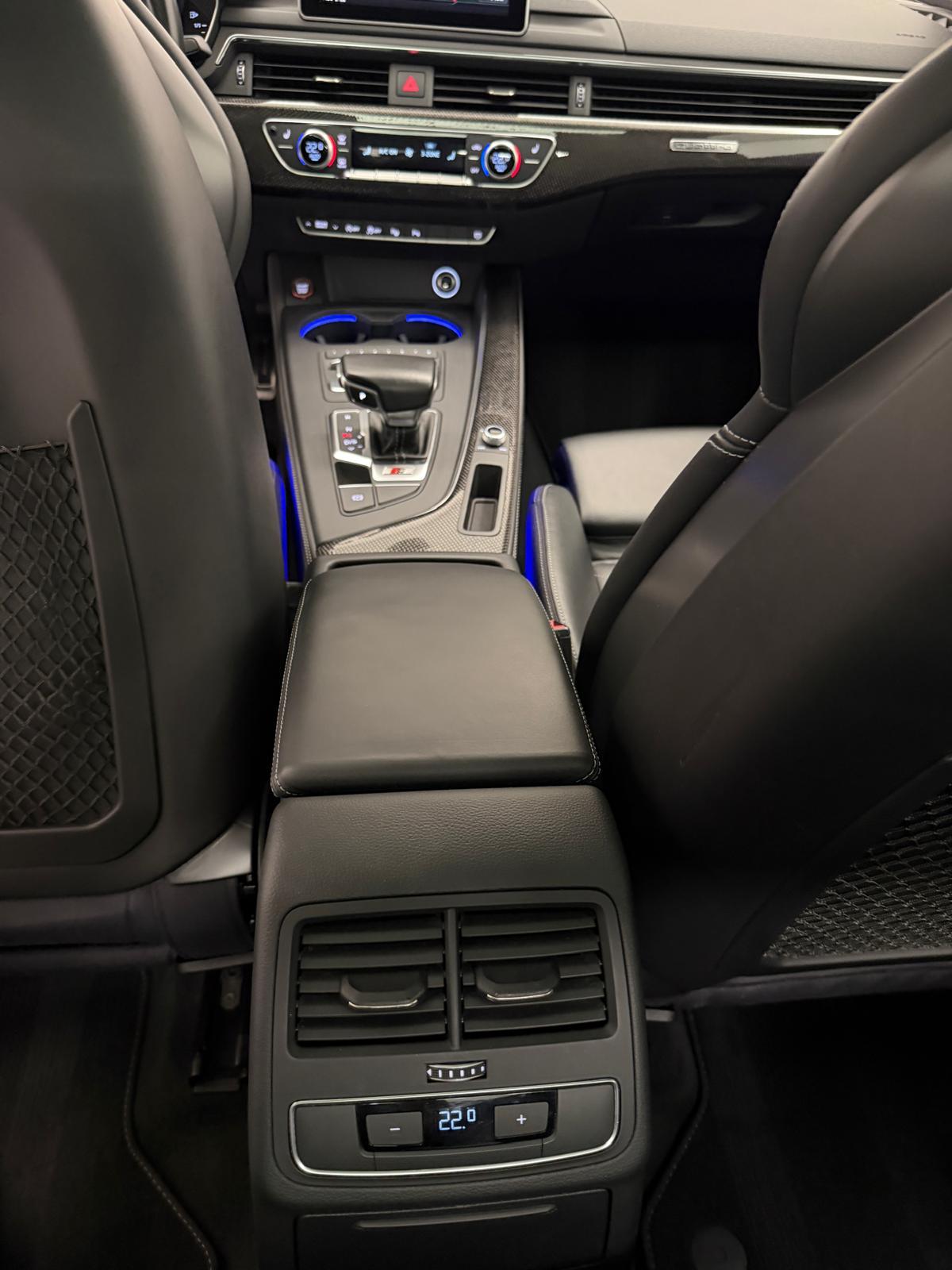 AUDI S5 Coupé 3.0 V6 TFSI quattro T-Tronic-image-12