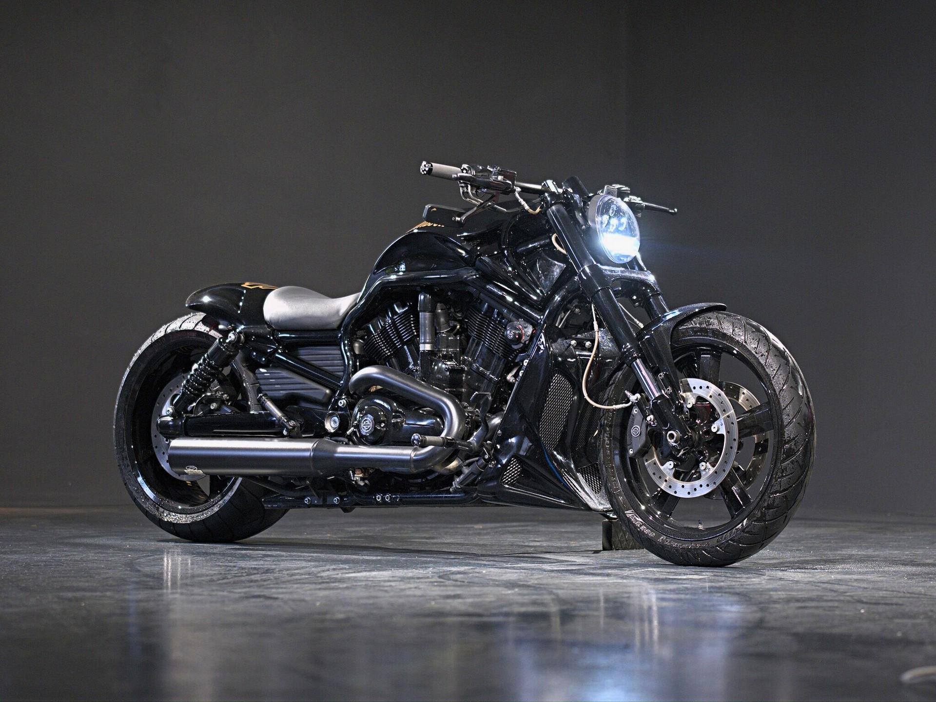 HARLEY-DAVIDSON VRSCF V-Rod Muscle ABS