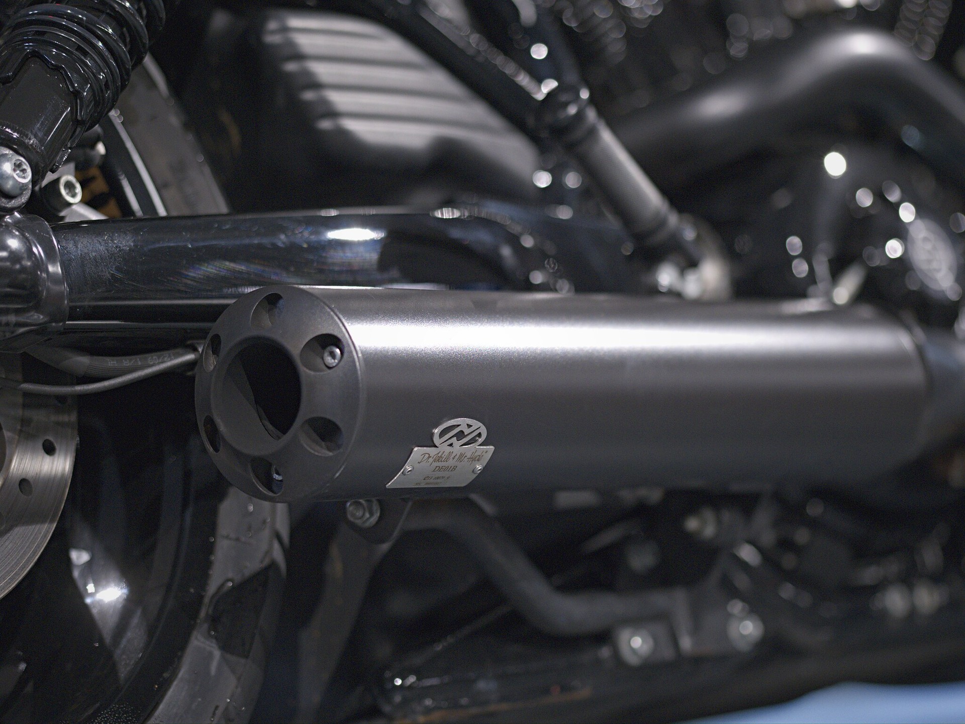 HARLEY-DAVIDSON VRSCF V-Rod Muscle ABS-image-9