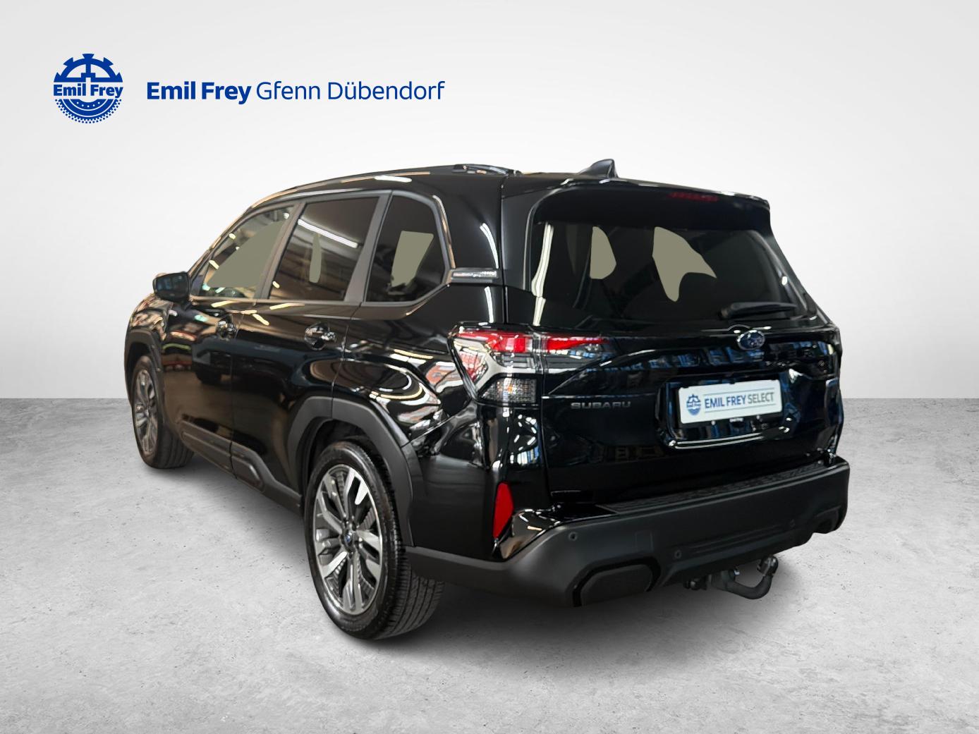 SUBARU Forester Station 2.0i e-Boxer Luxury-image-4