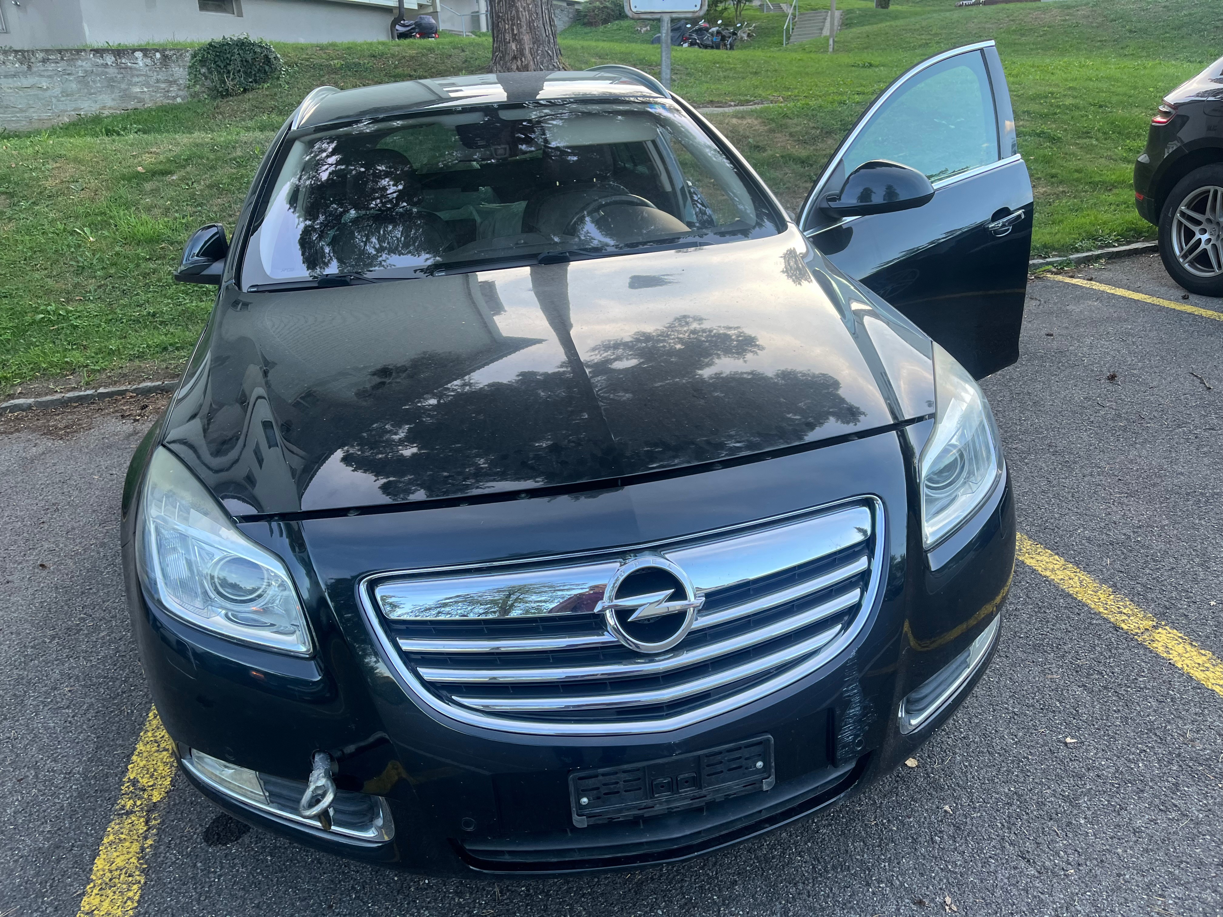 OPEL Insignia Sports Tourer 2.0 Turbo Cosmo 4WD — slika 1
