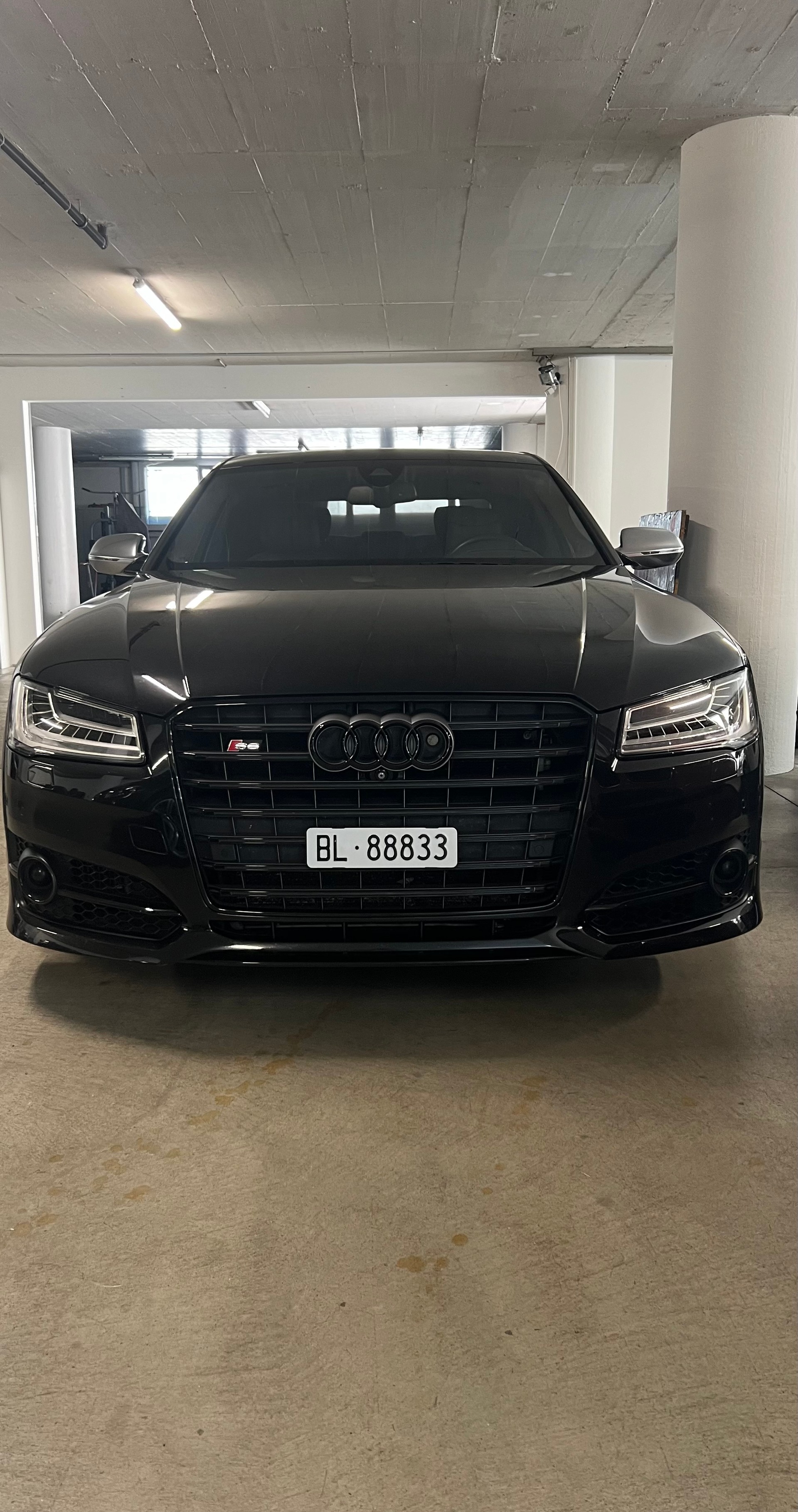AUDI 4.0 V8 TFSI quattro T-Tronic-image-0