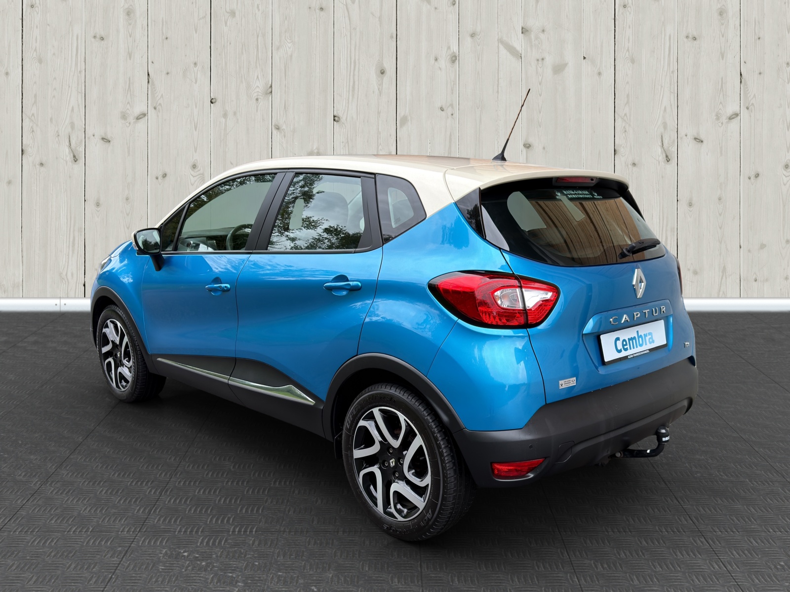 RENAULT Captur 1.2 T 16V Dynamique EDC-image-4