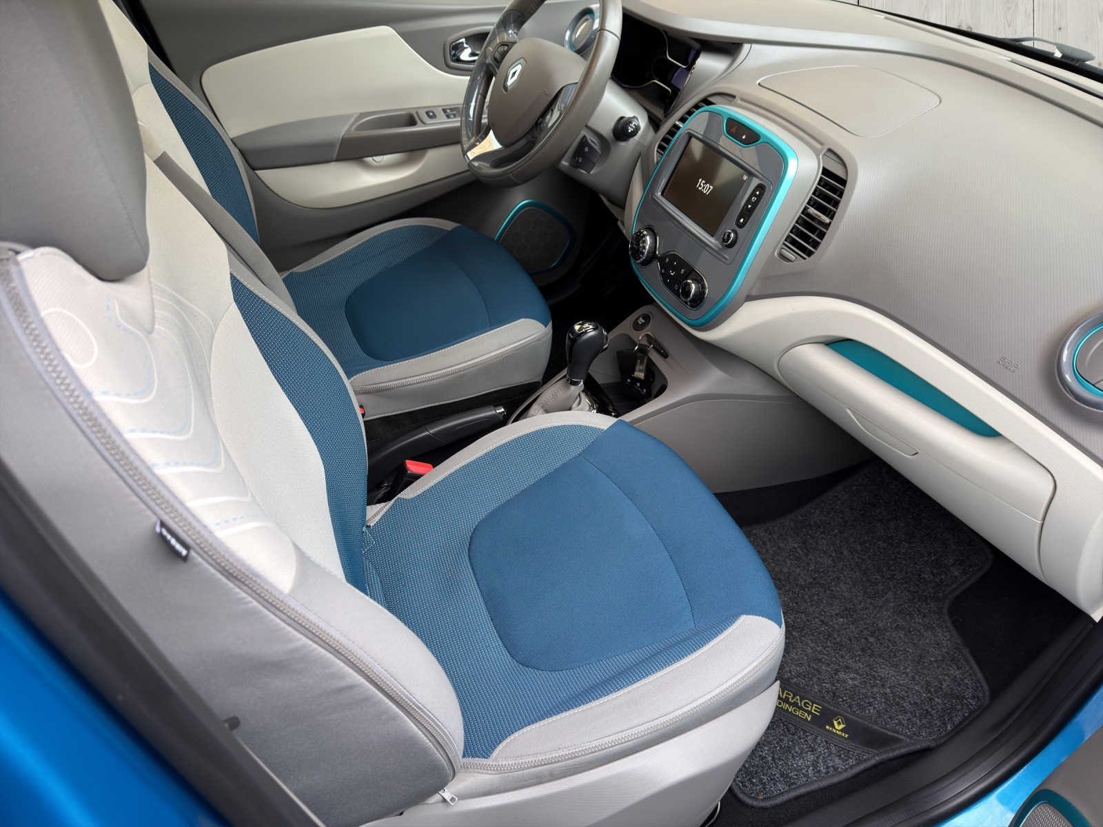 RENAULT Captur 1.2 T 16V Dynamique EDC-image-12