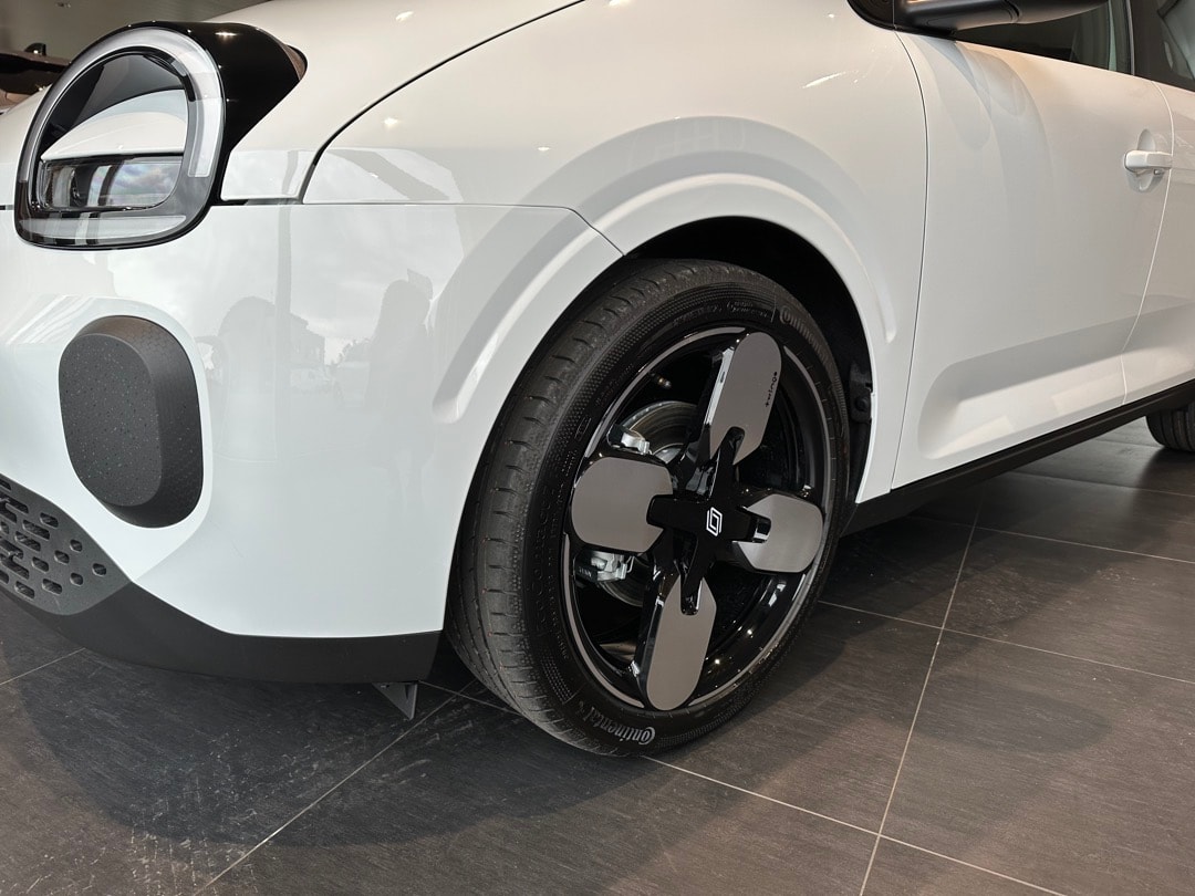 RENAULT Twingo E-Tech 27kWh Evolution-image-2