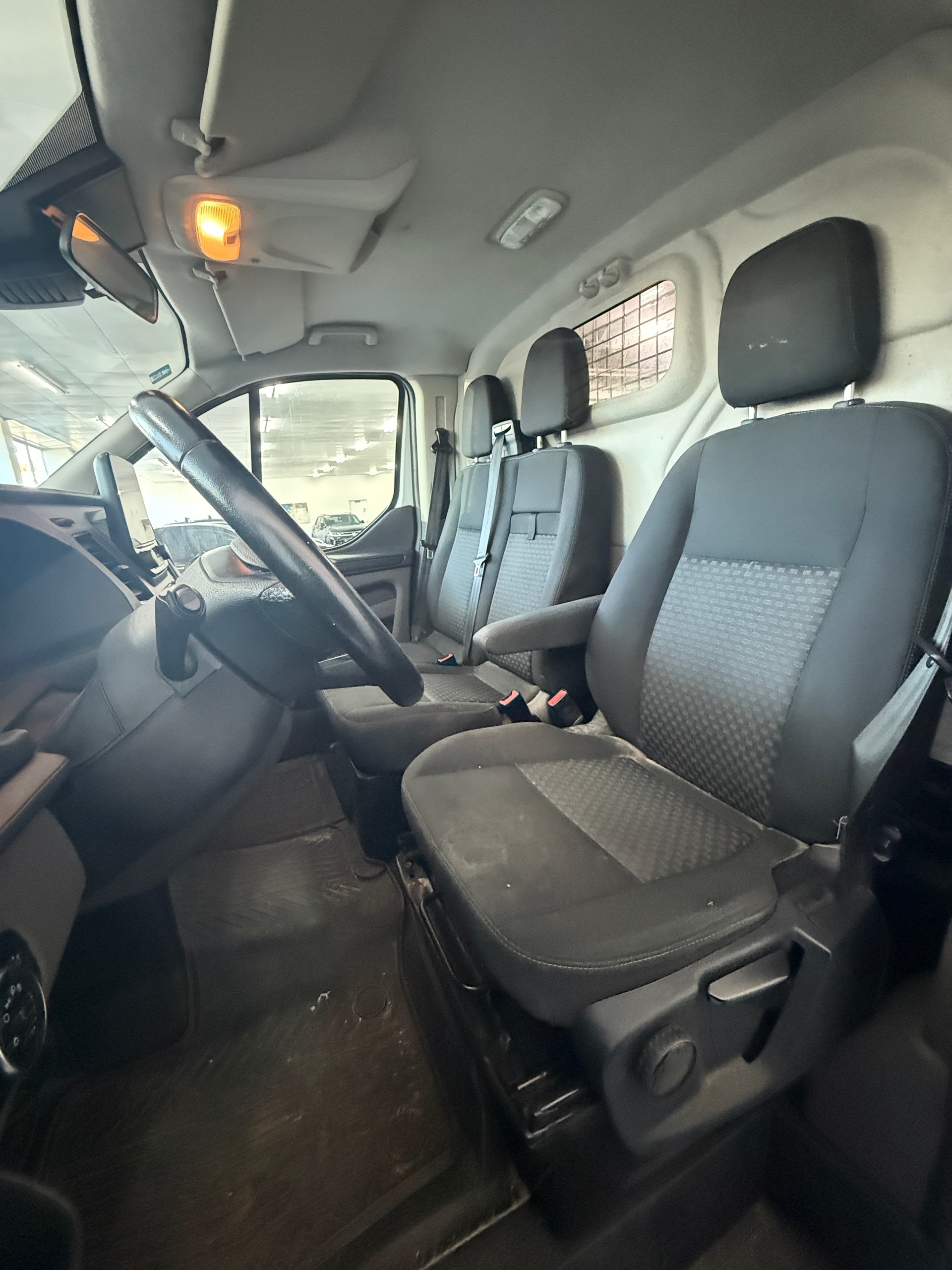 FORD Transit Custom Van 320 L2H1 Trend A-image-7