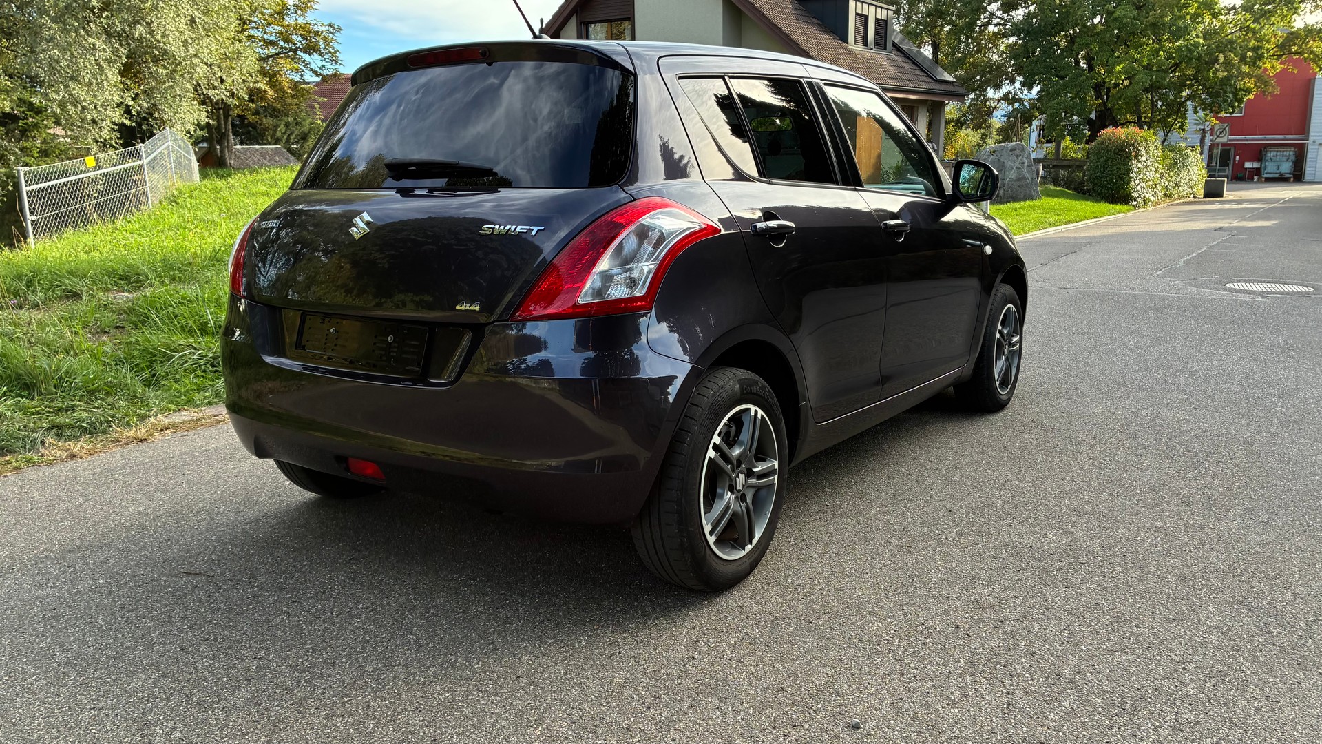 SUZUKI Swift 1.2i 16V GL Top 4x4-image-3