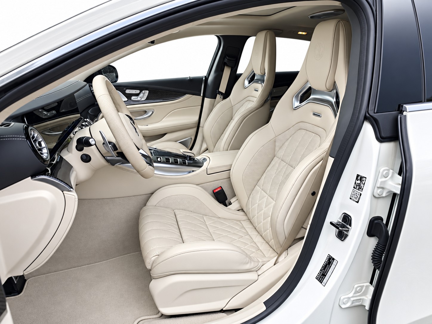MERCEDES-BENZ AMG GT 63 S 4matic+-image-12
