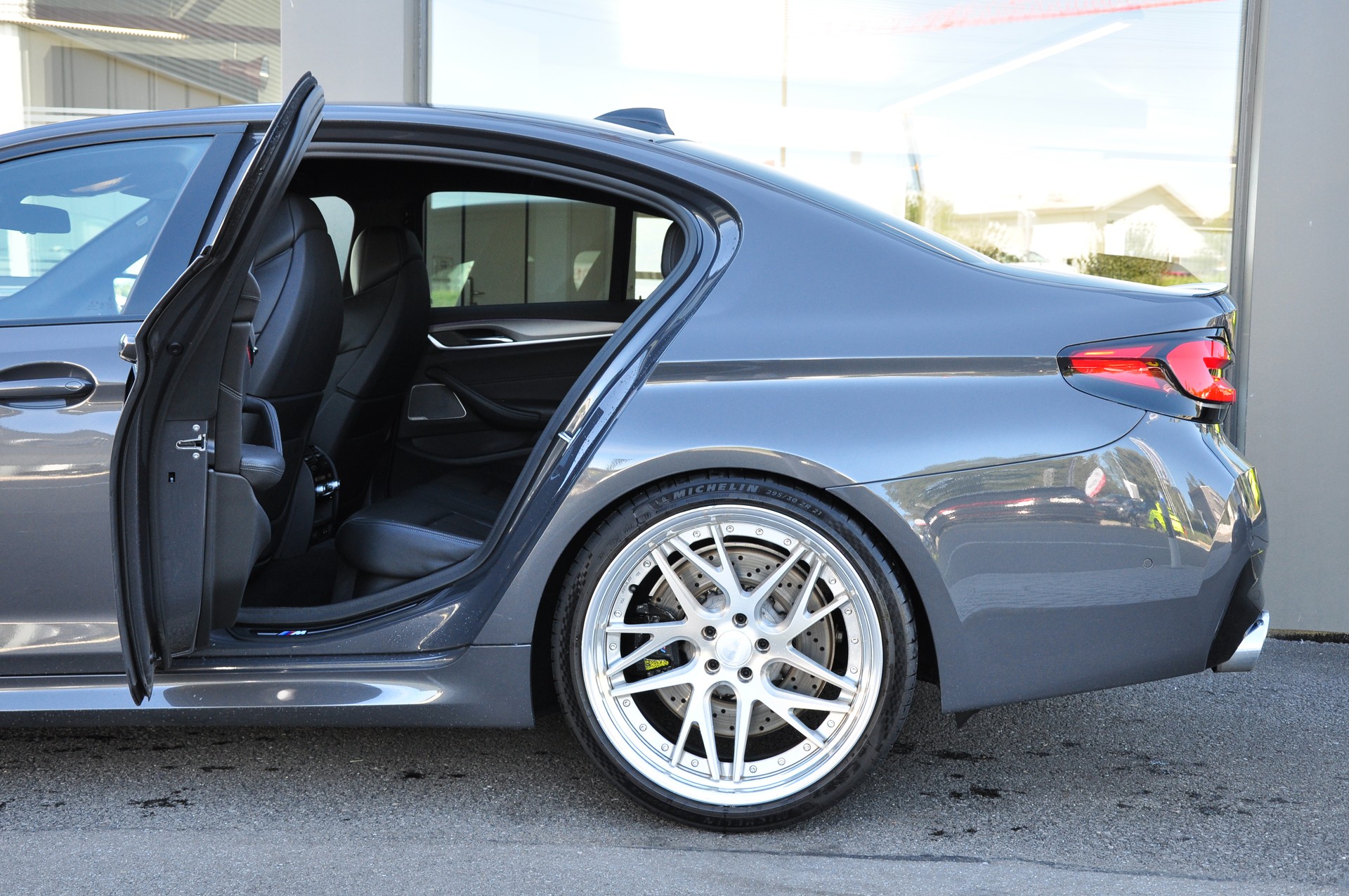 BMW M5 xDrive Competition Drivelogic-image-12
