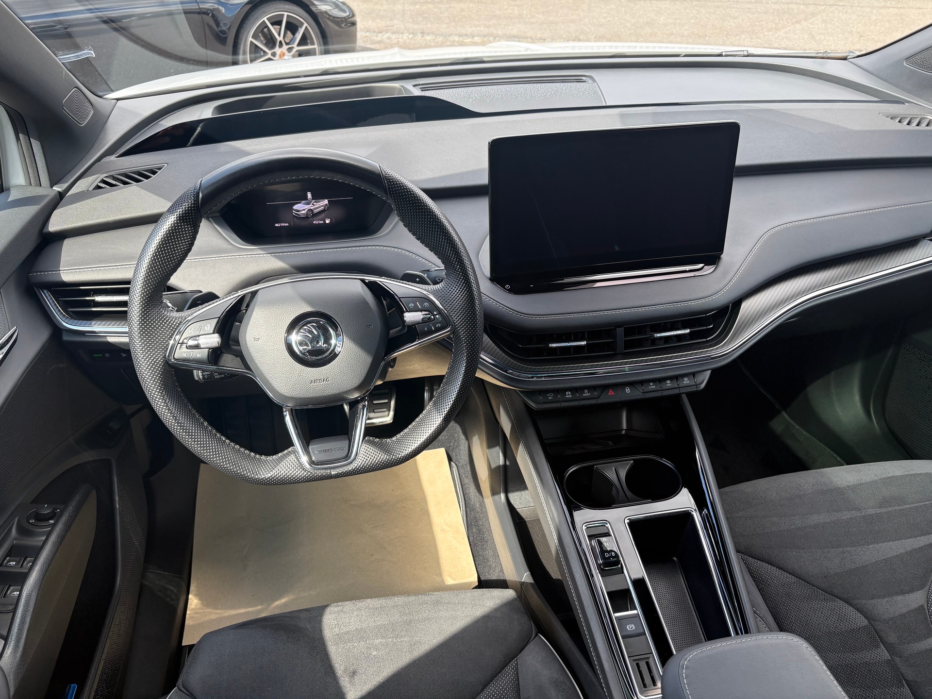SKODA Enyaq iV 80 SportLine Ultra-image-10