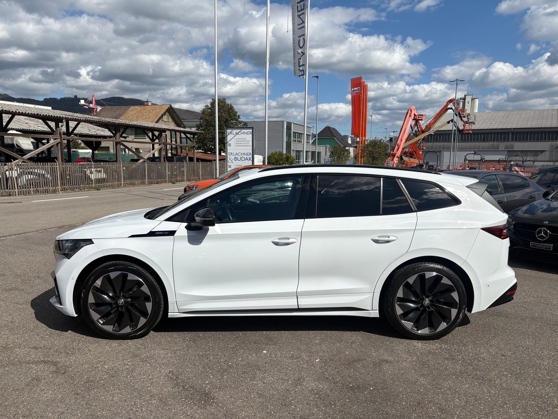 SKODA Enyaq iV 80 SportLine Ultra-image-2