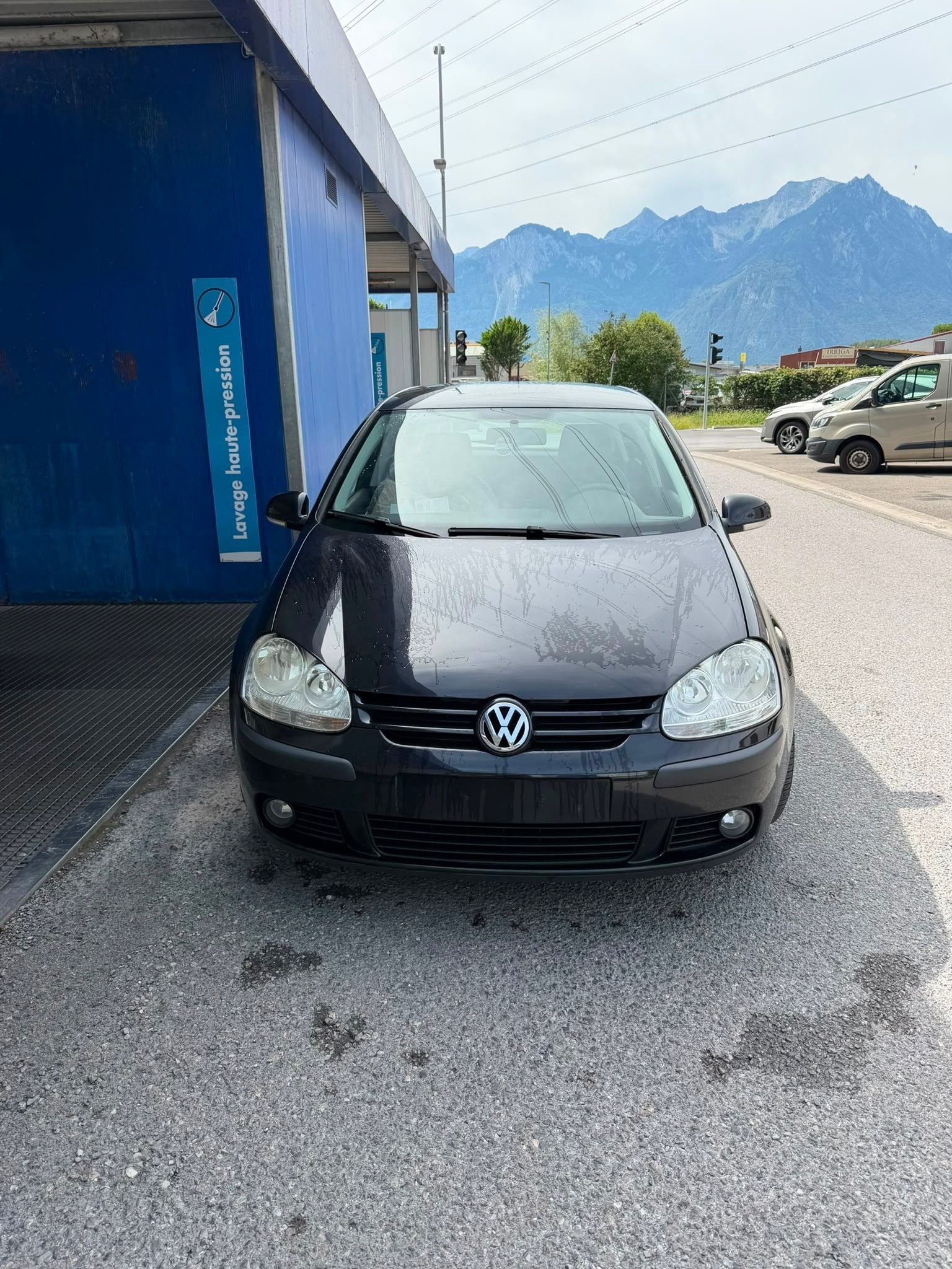 VW Golf 1.9 TDI Comfortline 4Motion-image-1
