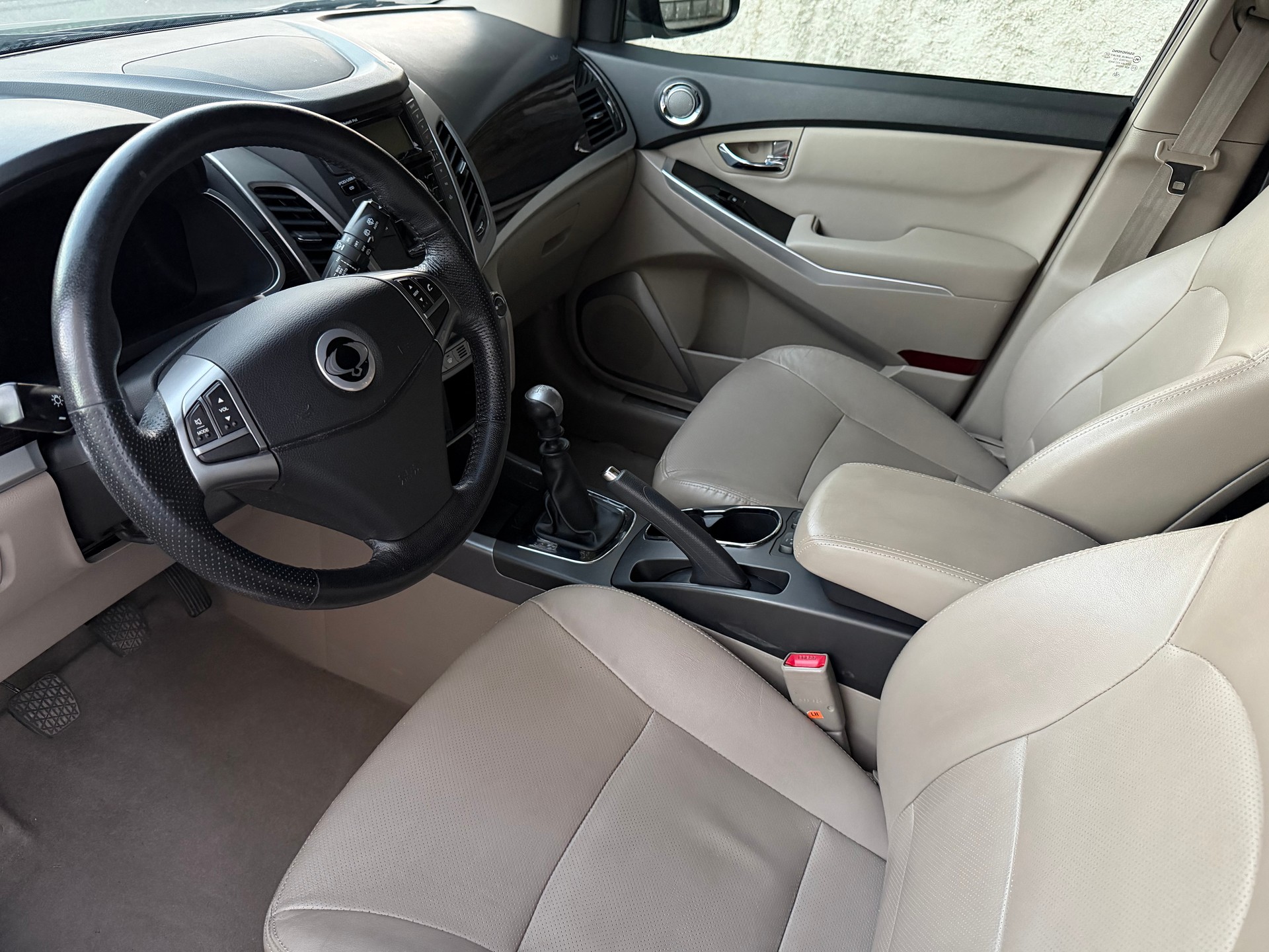 KGM-SsangYong Korando 2.0 XDI Sapphire 4WD-image-8