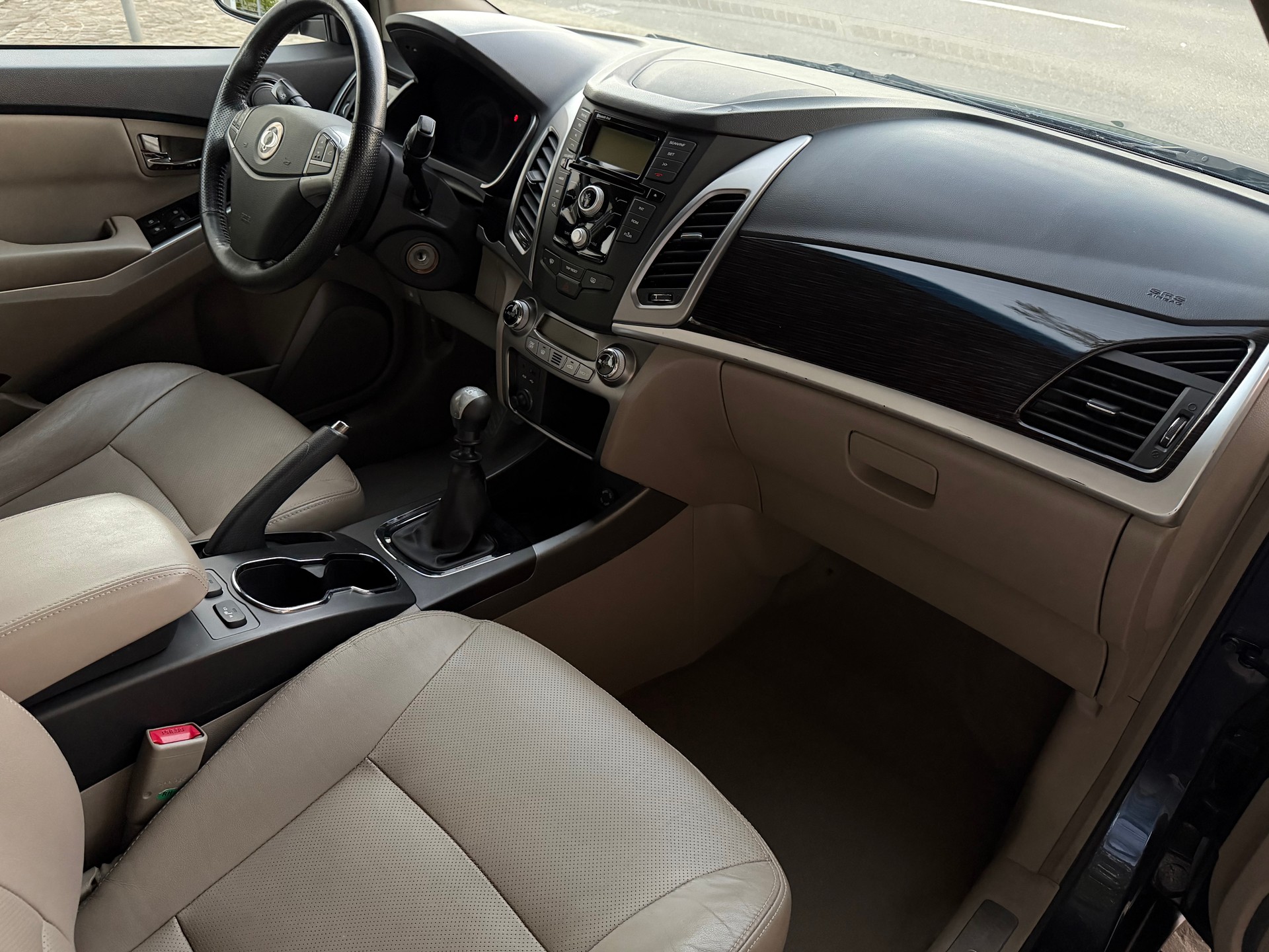 KGM-SsangYong Korando 2.0 XDI Sapphire 4WD-image-9