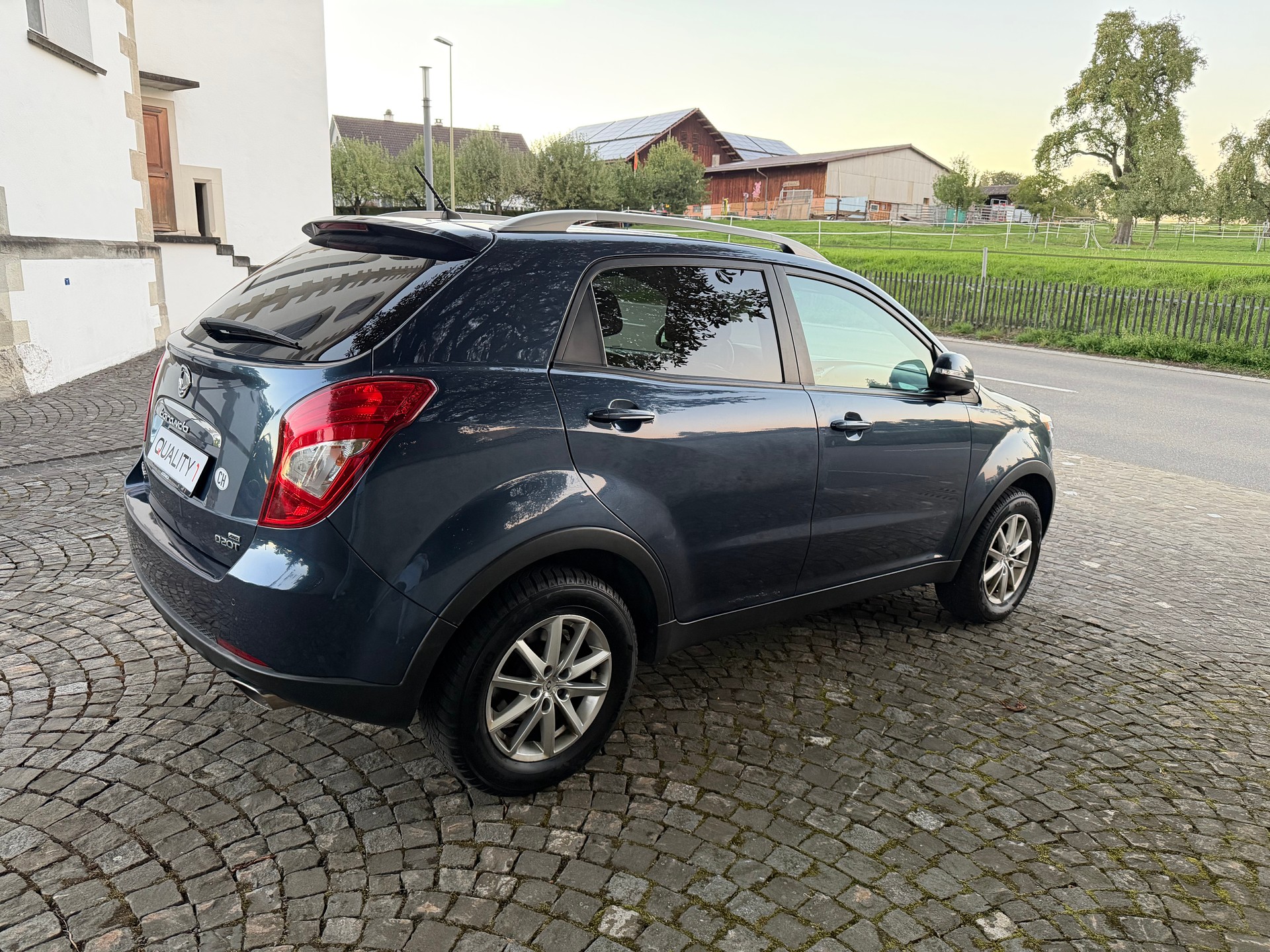 KGM-SsangYong Korando 2.0 XDI Sapphire 4WD-image-3