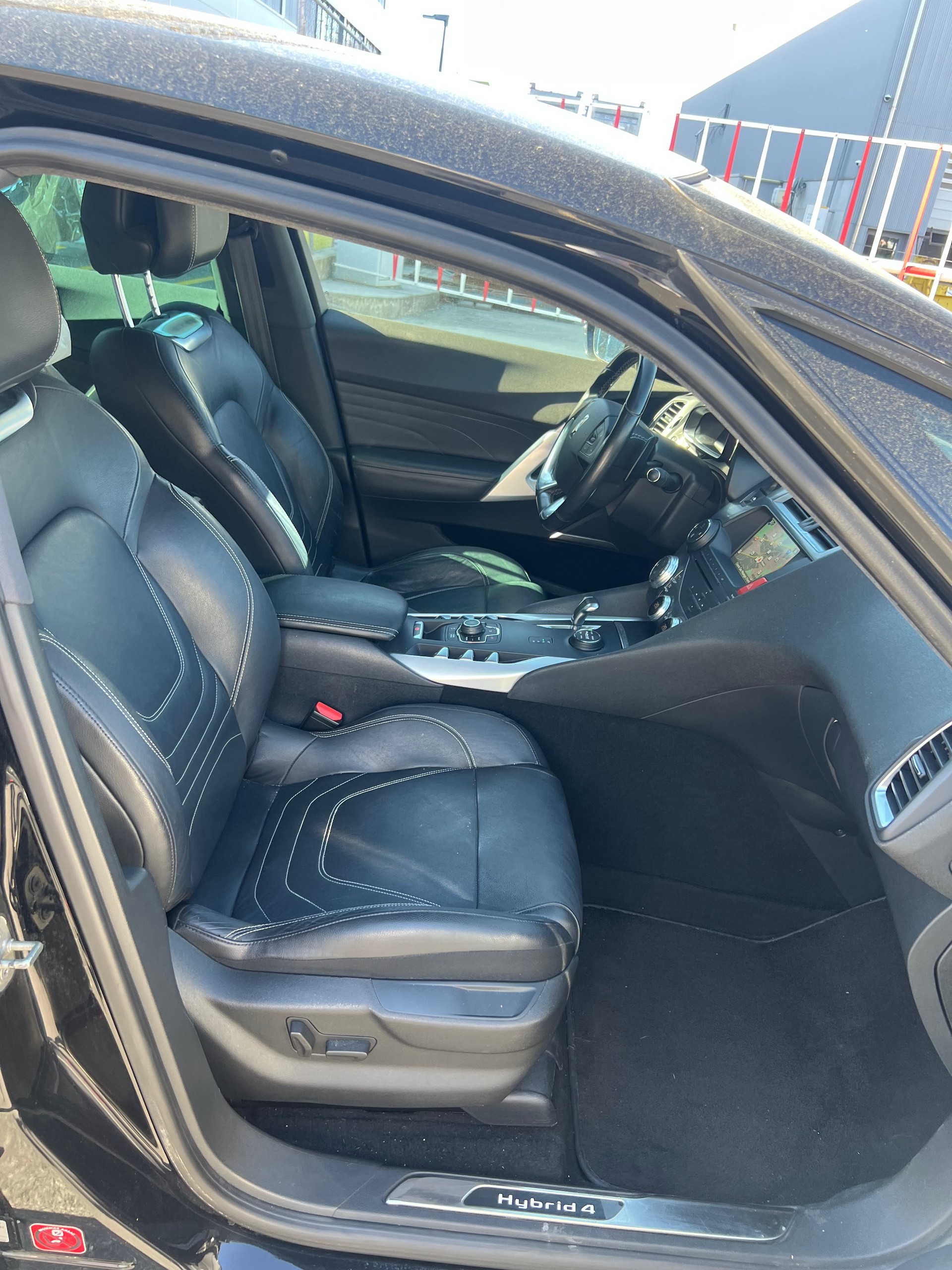 DS AUTOMOBILES DS5 HYbrid4 200 Sport Chic EGS6-image-13