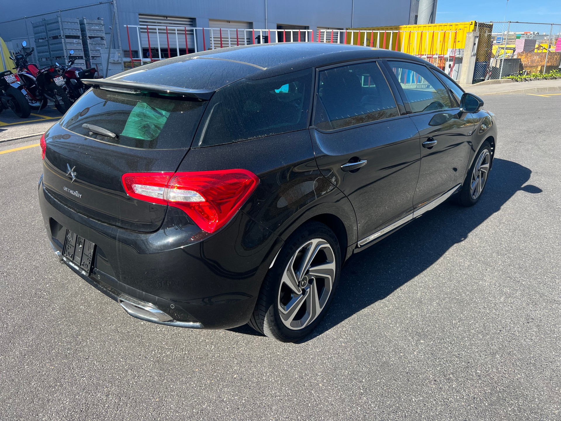 DS AUTOMOBILES DS5 HYbrid4 200 Sport Chic EGS6-image-5