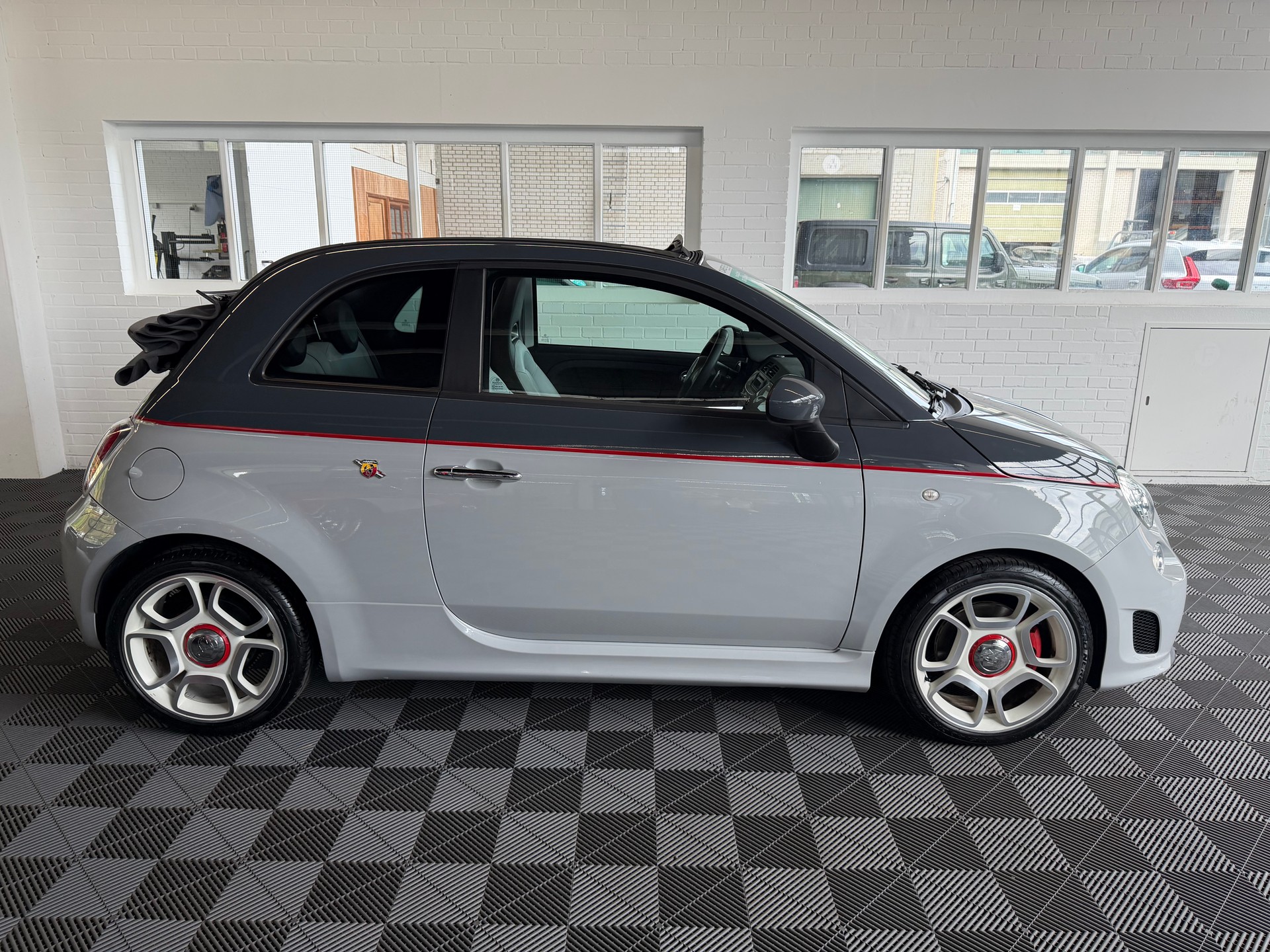 FIAT 500C 1.4 16V Turbo Abarth Dualogic-image-7