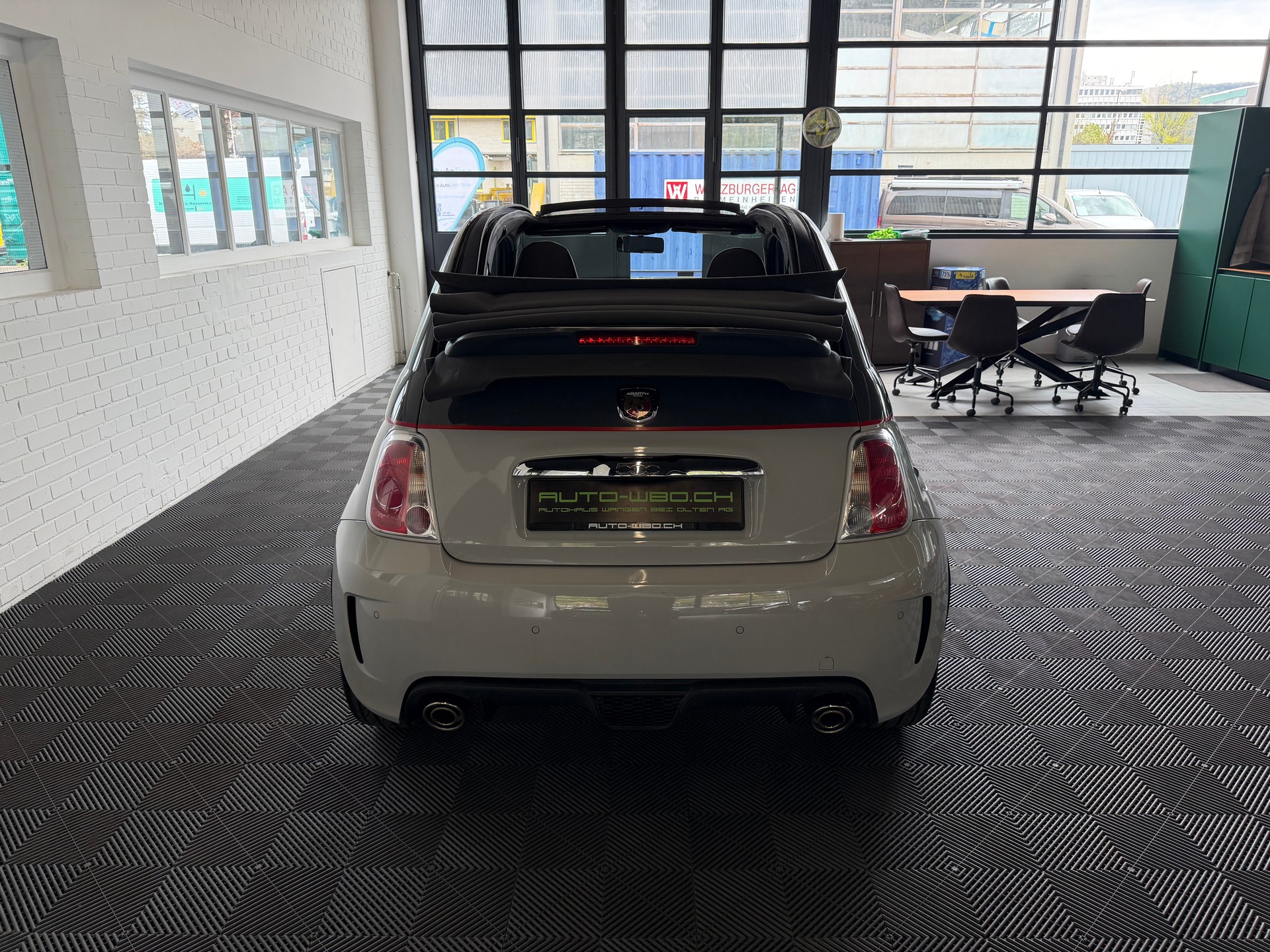 FIAT 500C 1.4 16V Turbo Abarth Dualogic-image-9