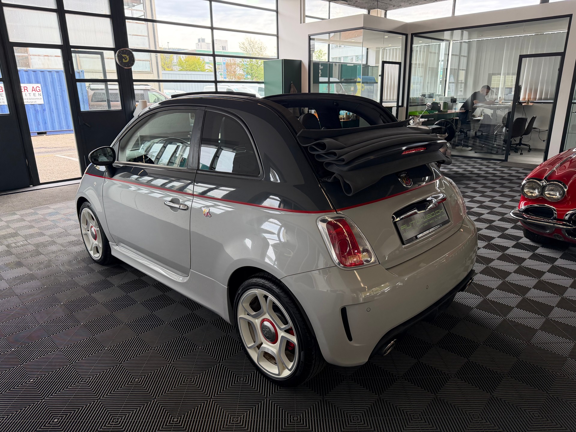 FIAT 500C 1.4 16V Turbo Abarth Dualogic-image-10